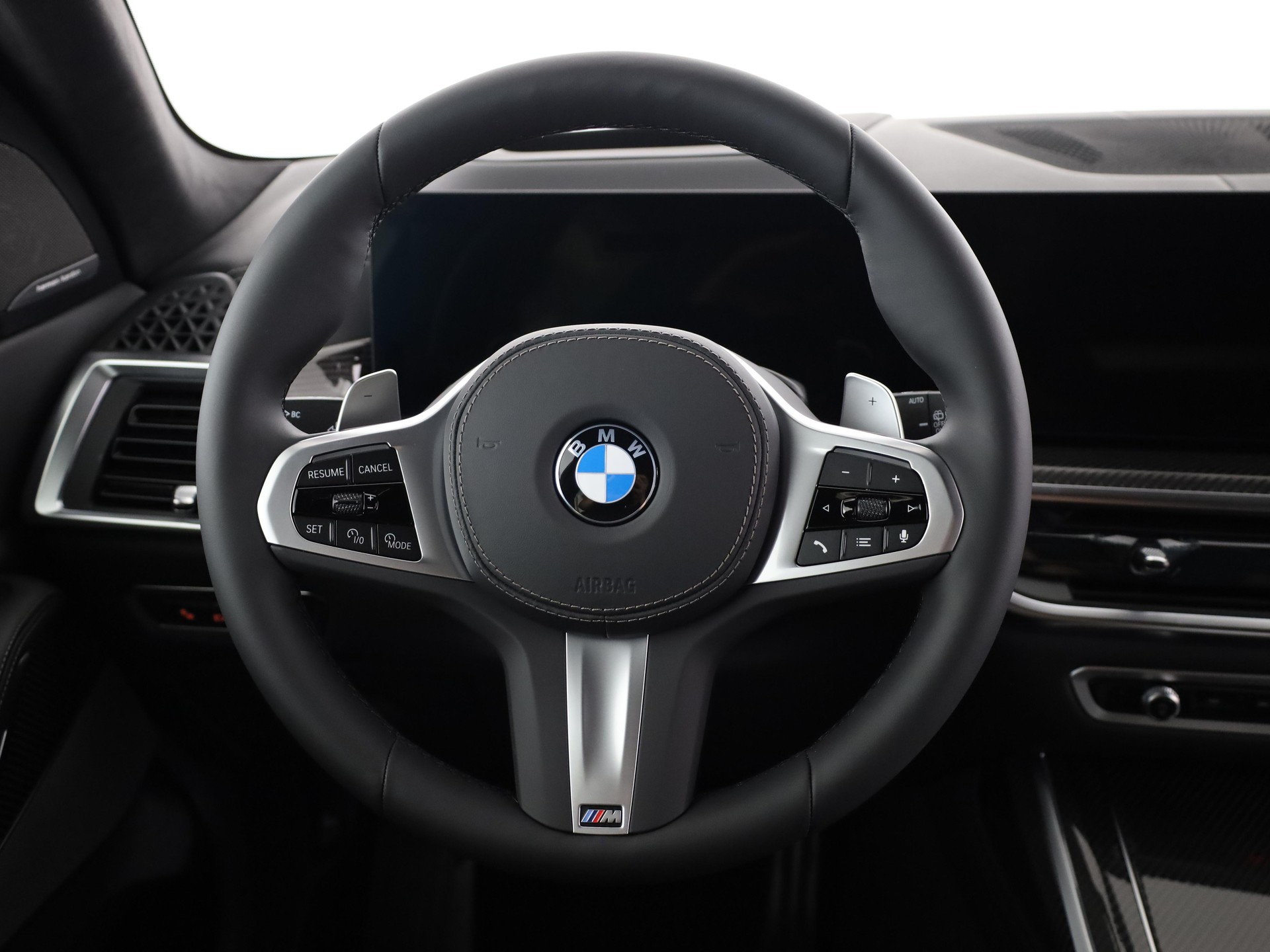 BMW X7 40d xDrive SAG-image-18