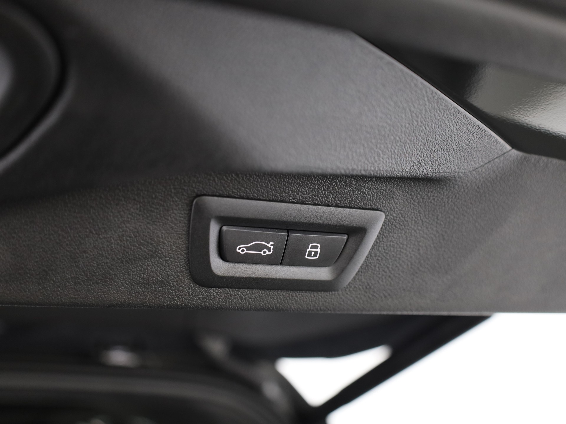 BMW X7 40d xDrive SAG-image-9