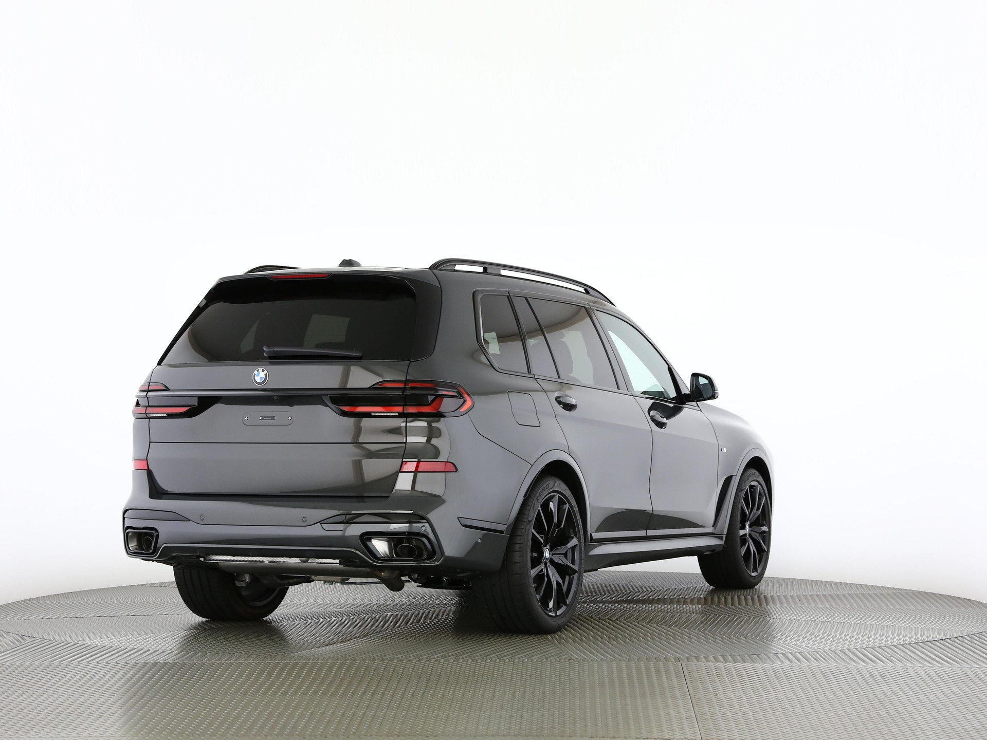 BMW X7 40d xDrive SAG-showroom-element-1