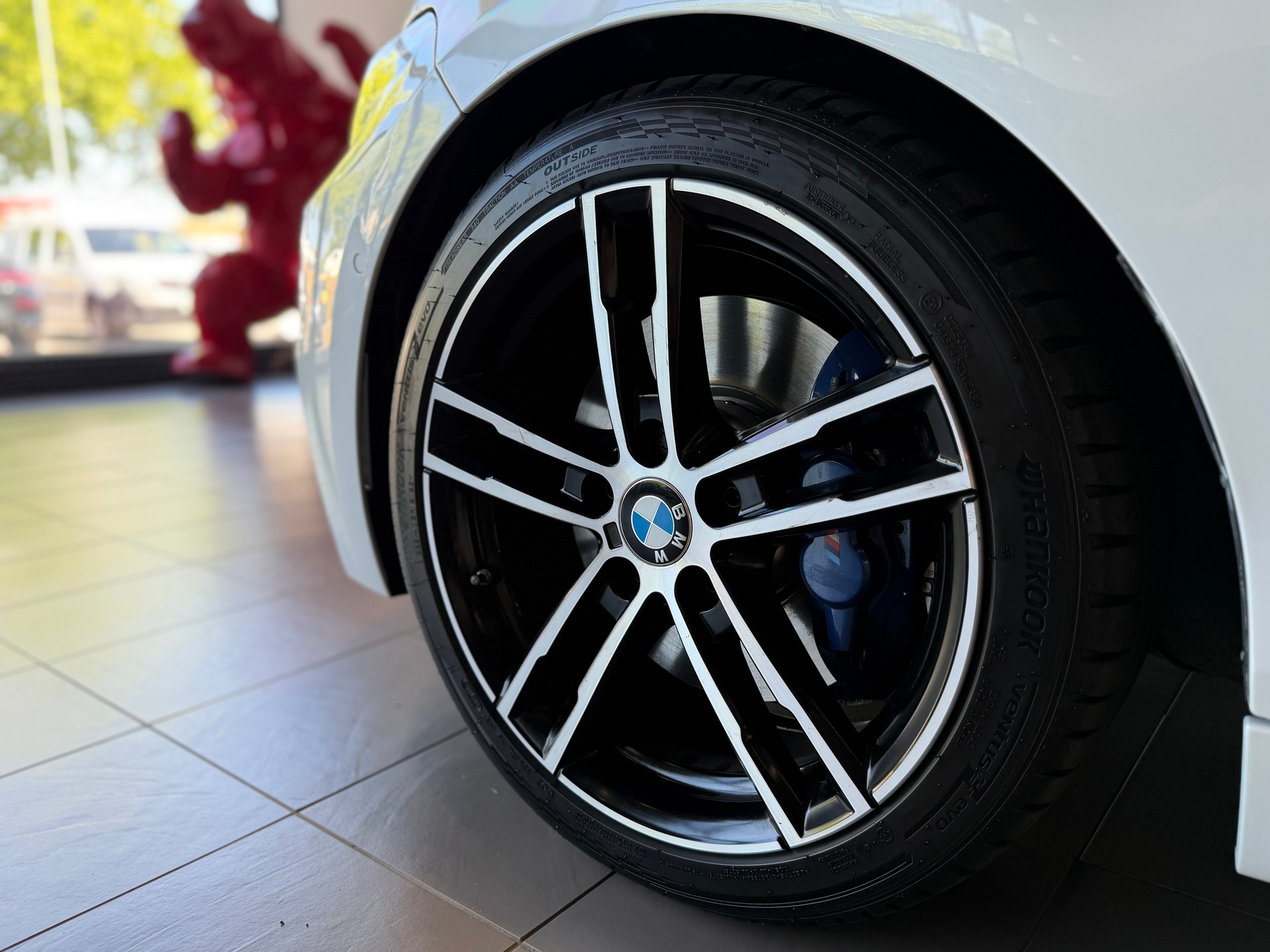 BMW M240i xDrive Steptronic-image-10