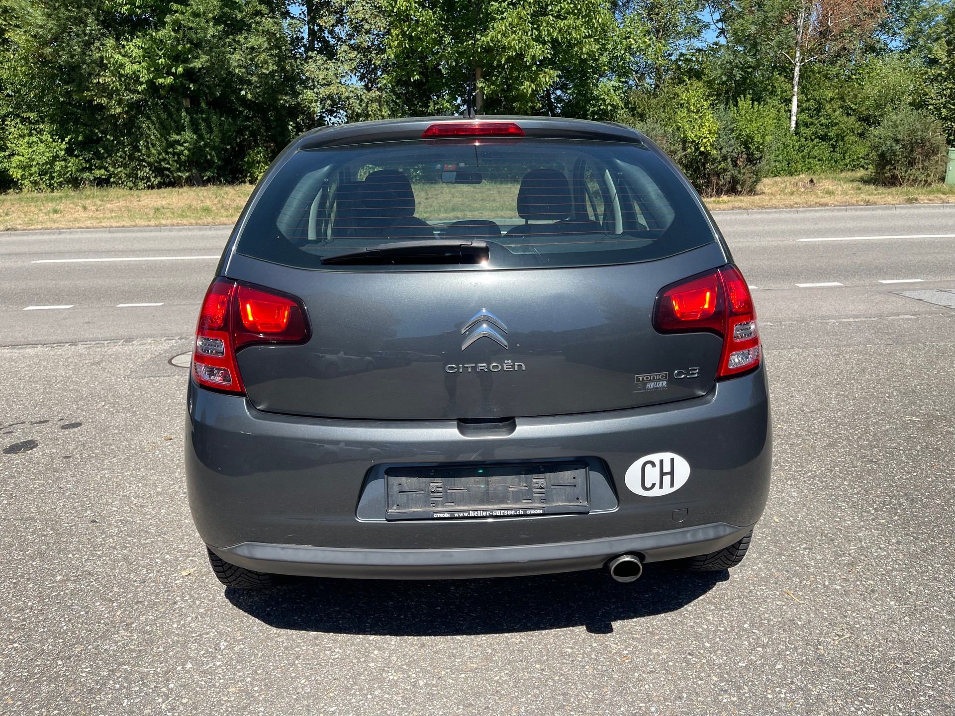 CITROEN C3 1.4i Swiss Style-image-3