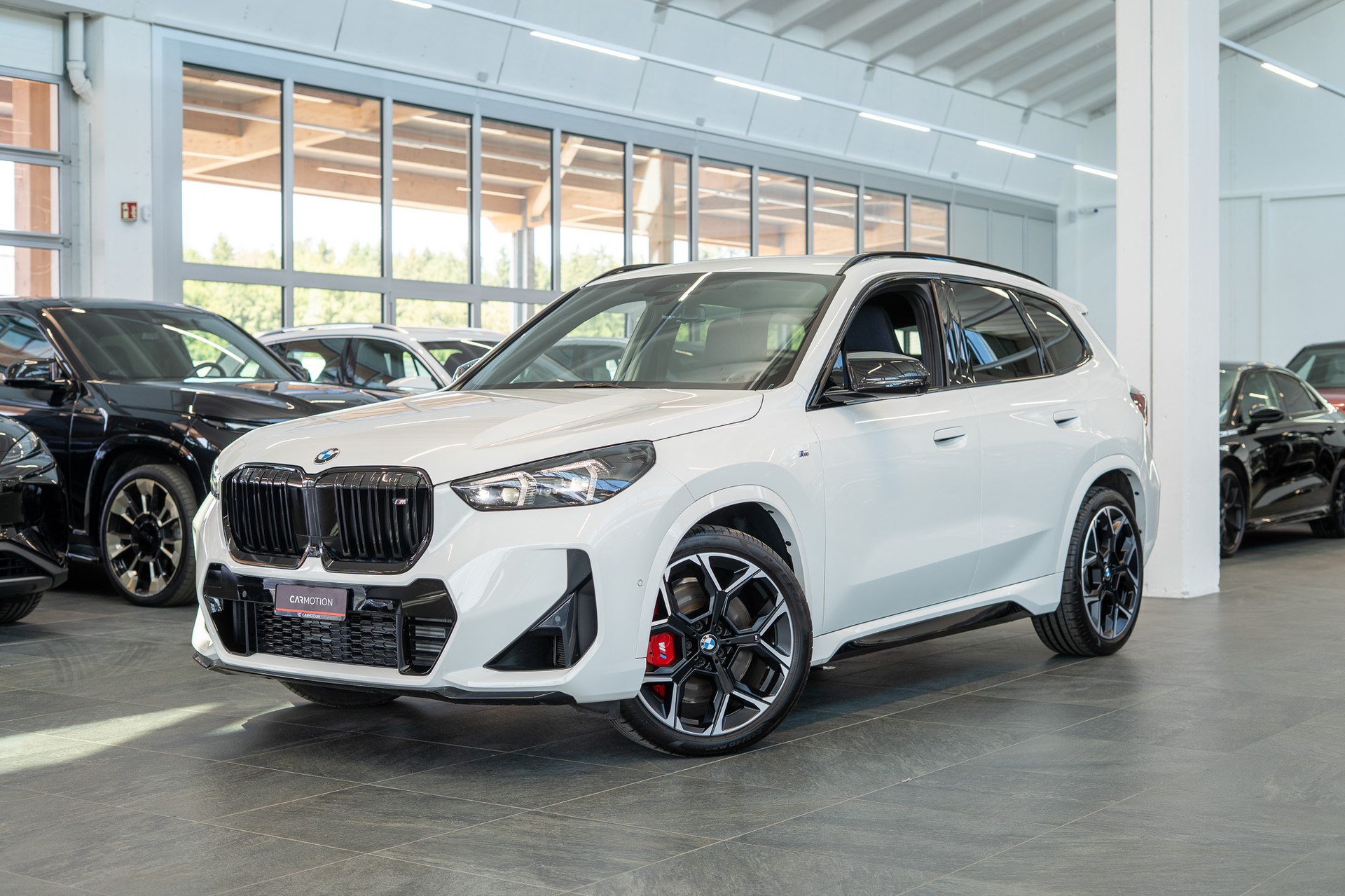 BMW X1 M35i M Sport Pro / Head-Up / Harman Kardon Sound / 360° Kamera-image-0