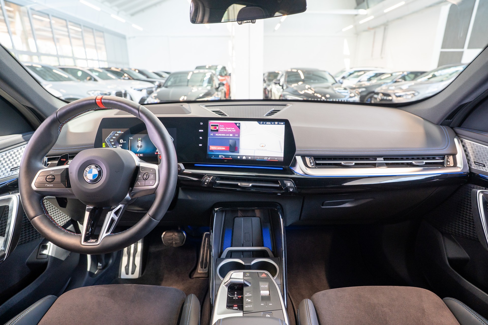 BMW X1 M35i M Sport Pro / Head-Up / Harman Kardon Sound / 360° Kamera-image-15