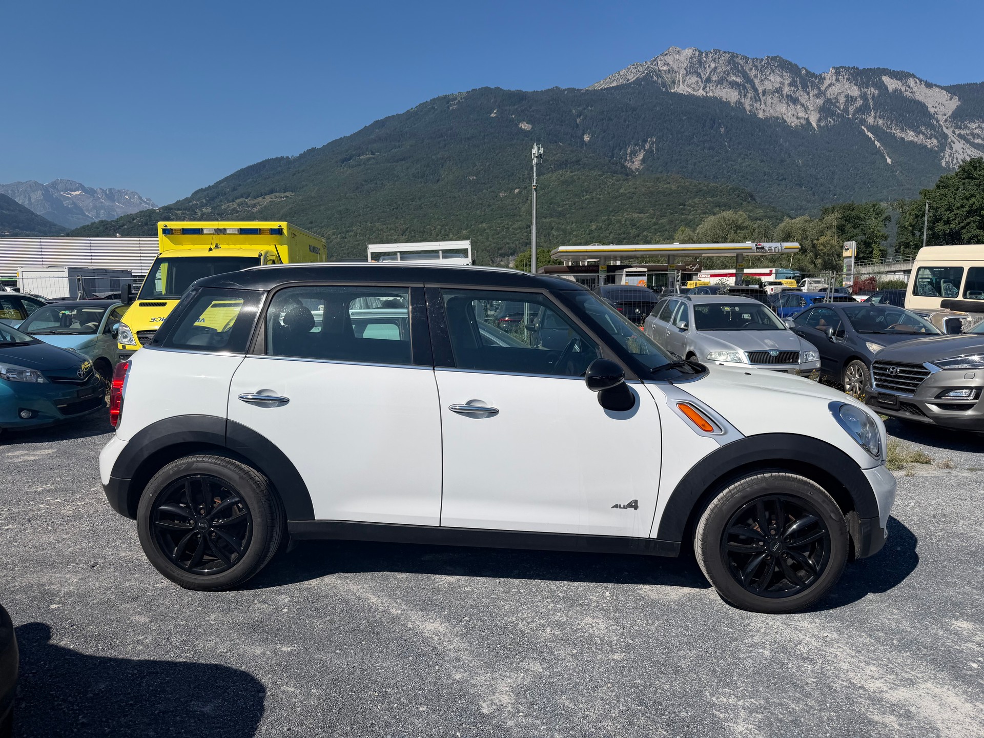 MINI Countryman Cooper ALL4 Steptronic-image-3