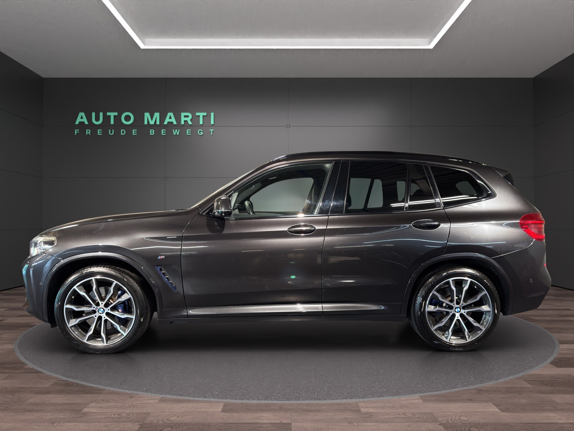 BMW X3 30i xDrive M Sport-showroom-element-1