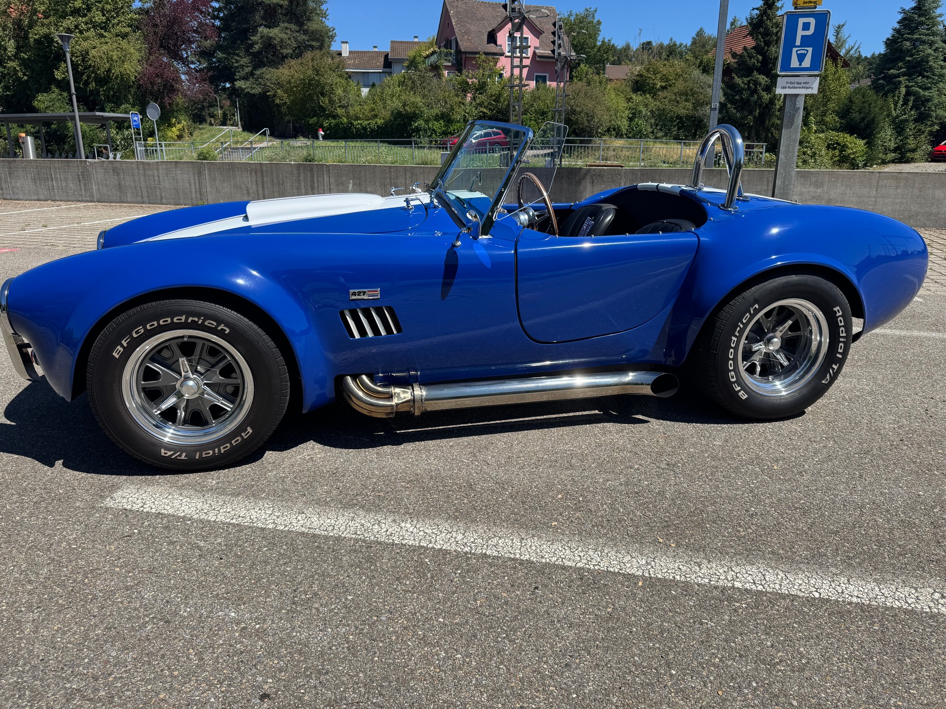 AC Cobra Shelby 427-image-4
