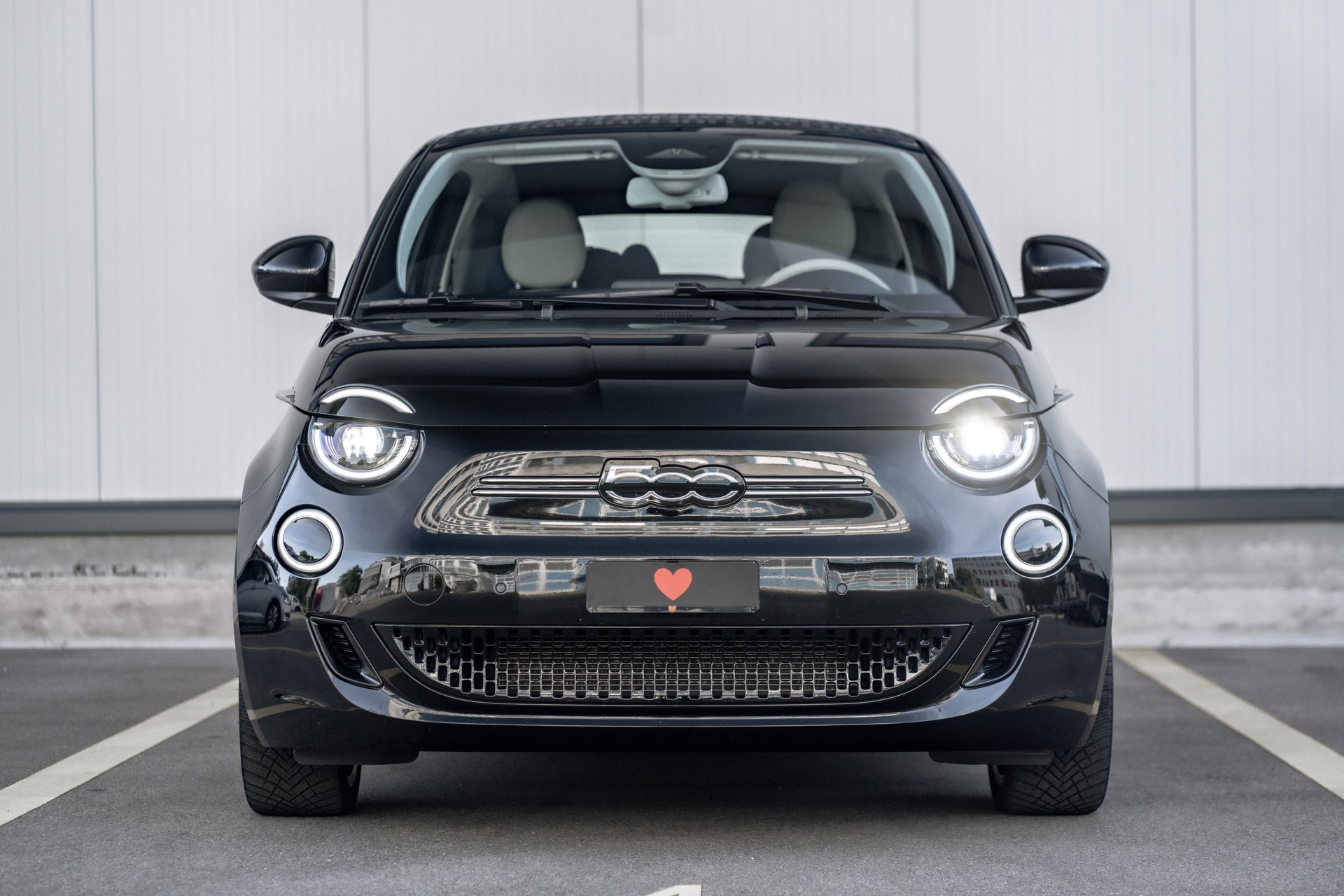 FIAT 500 C electric 87 kW La Prima * FRISCH AB MFK * TRAUMHAFTE AUSSTATTUNG *-image-1