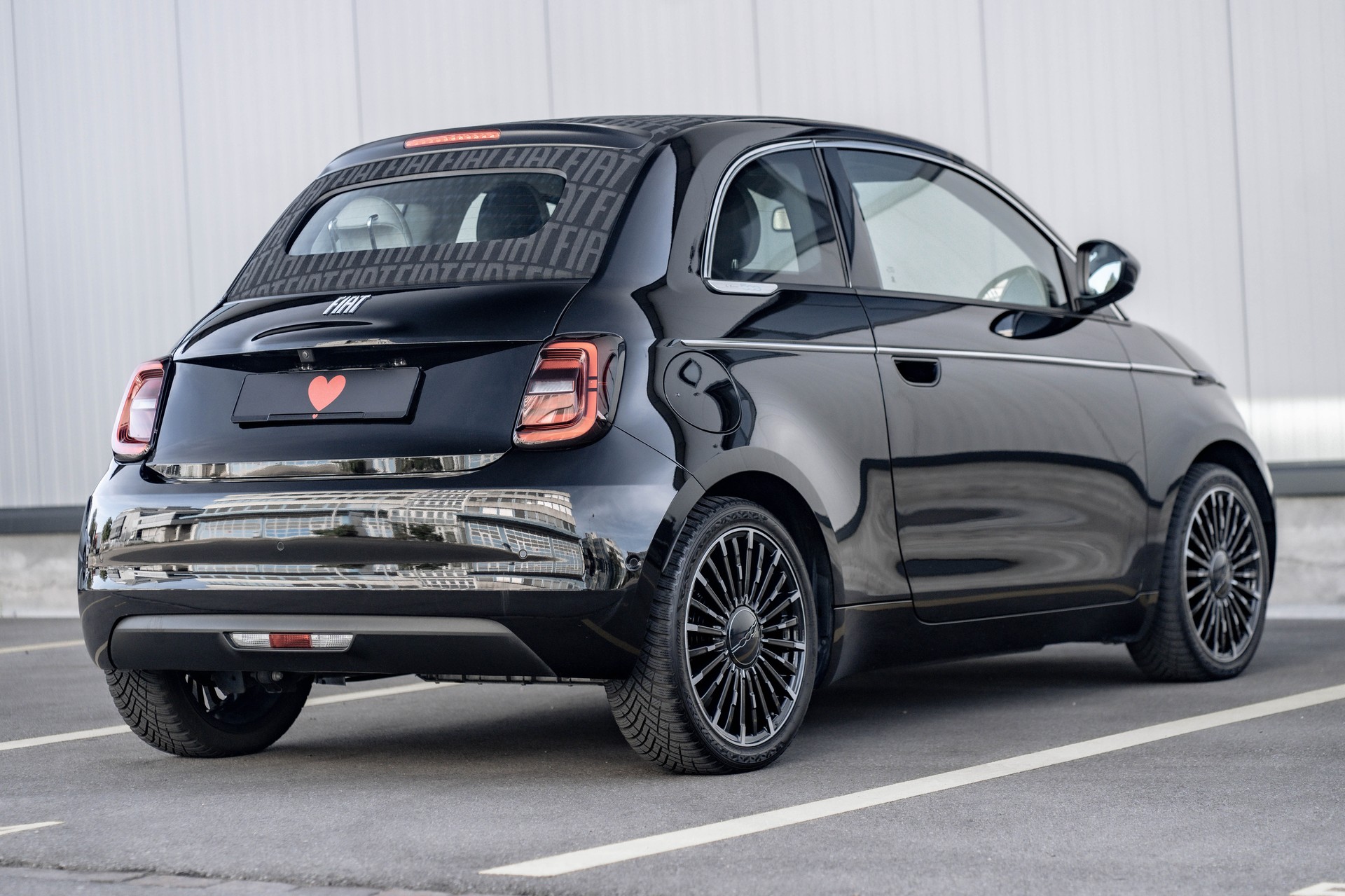 FIAT 500 C electric 87 kW La Prima * FRISCH AB MFK * TRAUMHAFTE AUSSTATTUNG *-image-5