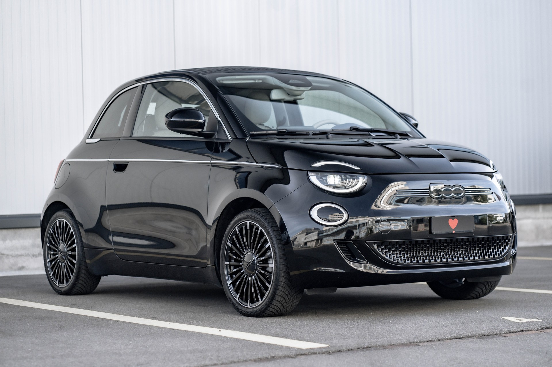 FIAT 500 C electric 87 kW La Prima * FRISCH AB MFK * TRAUMHAFTE AUSSTATTUNG *-image-2