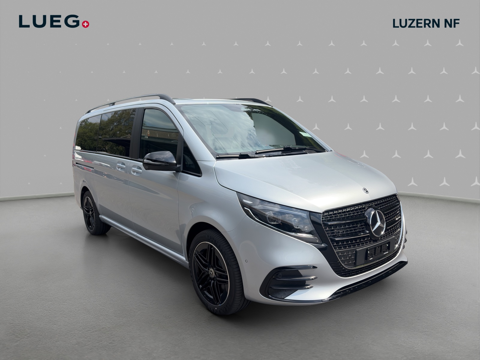 MERCEDES-BENZ V 300 d lang 4Matic Swiss Edition 9G-Tronic-image-4