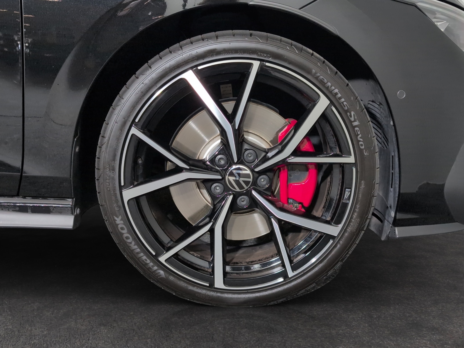 VW Golf 2.0 TSI GTI DSG-image-4