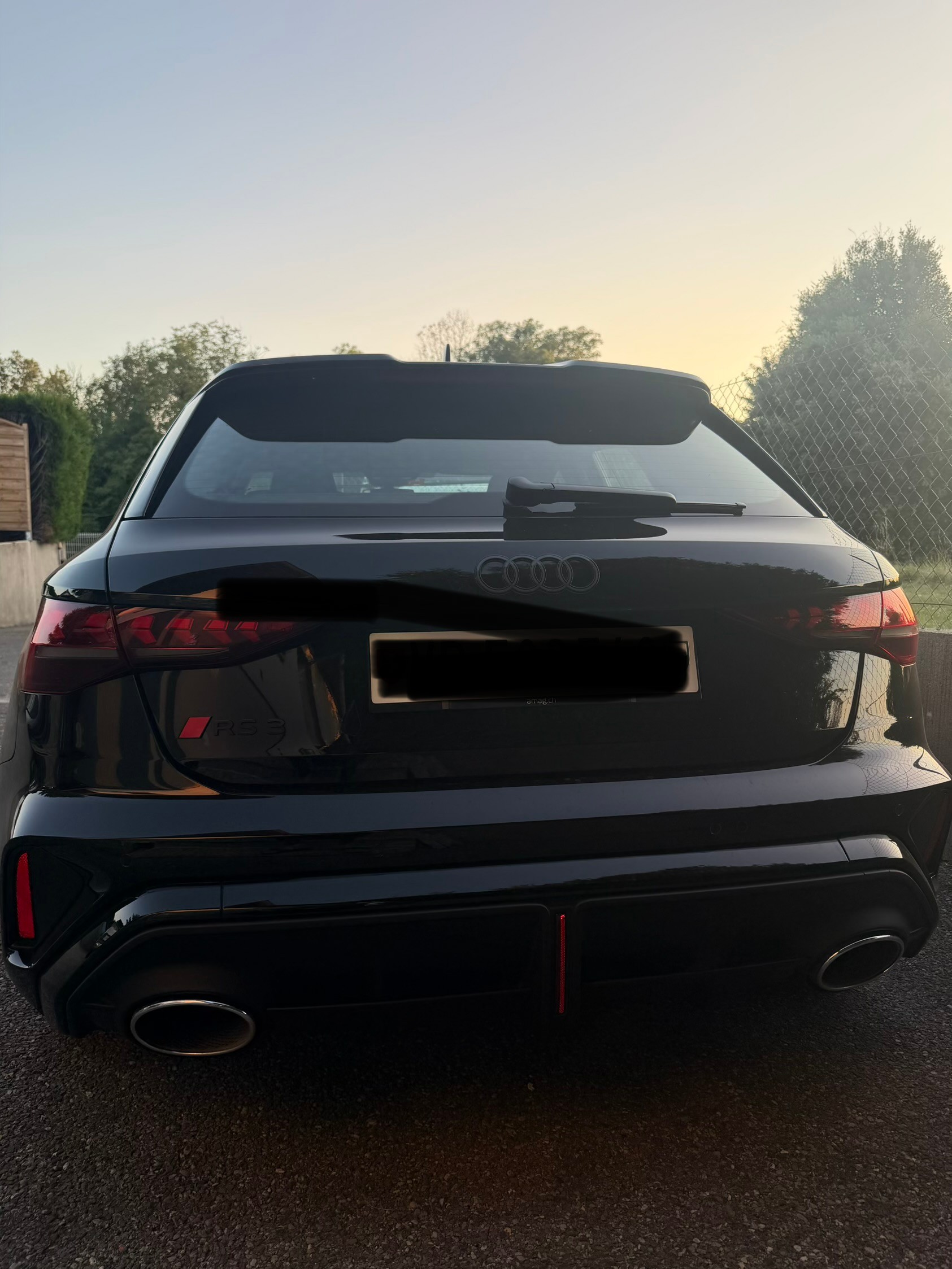 AUDI 2.5 TFSI quattro S-Tronic-image-3