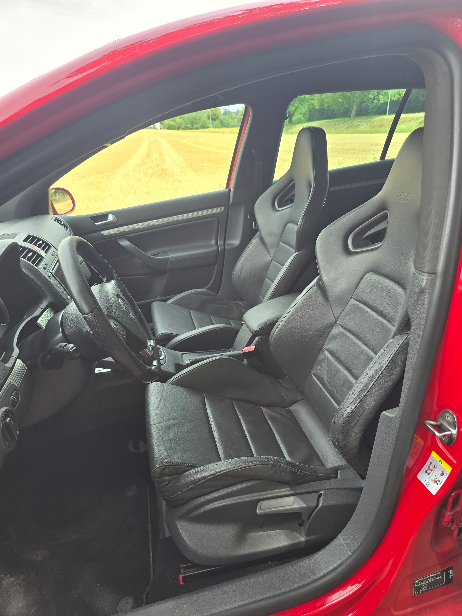VW Golf R32 4Motion-image-7