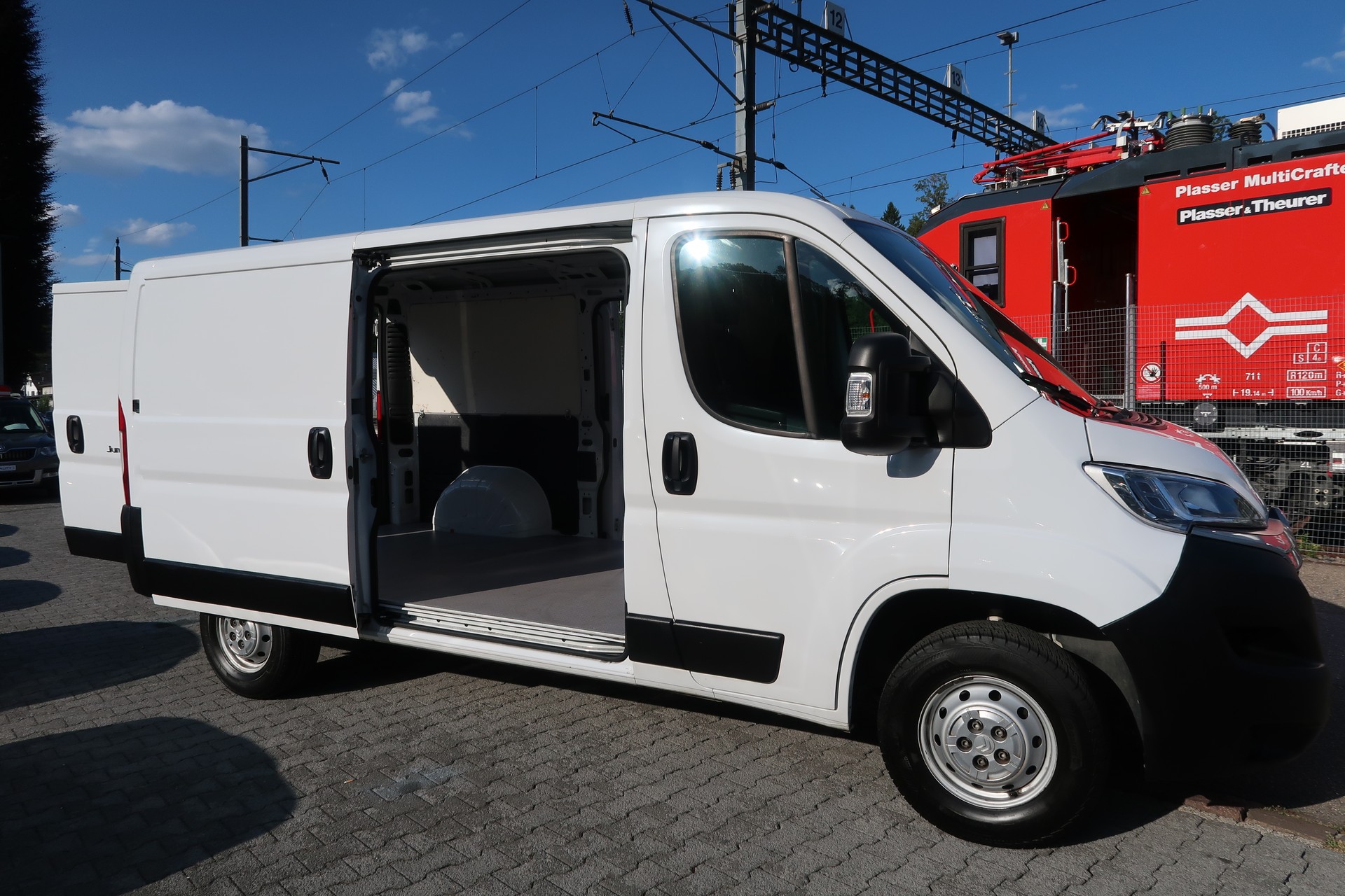 CITROEN Jumper 33 2.2 BlueHDi 140 Club L2H1-image-20