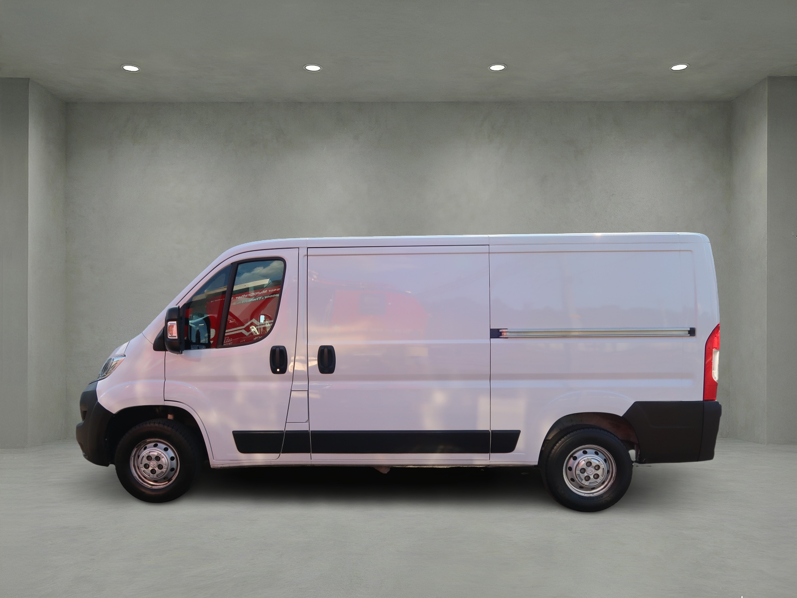 CITROEN Jumper 33 2.2 BlueHDi 140 Club L2H1-image-6