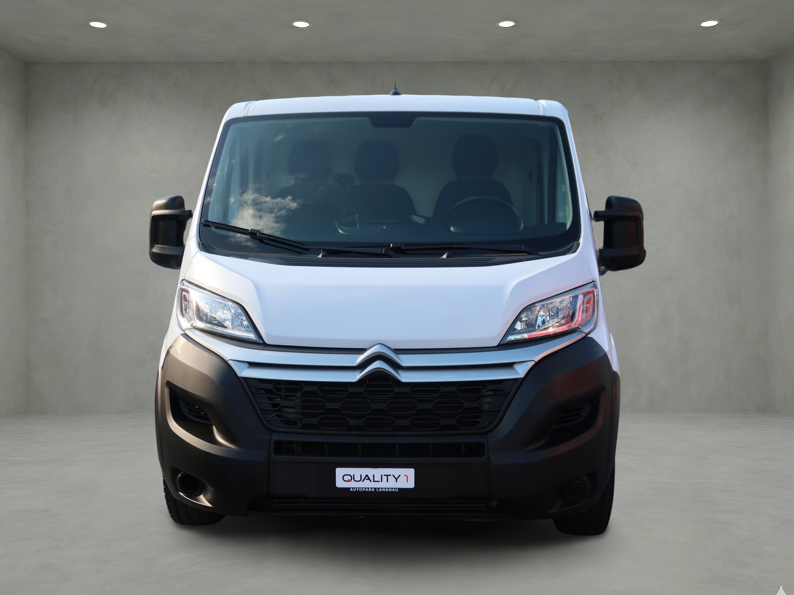 CITROEN Jumper 33 2.2 BlueHDi 140 Club L2H1-image-1