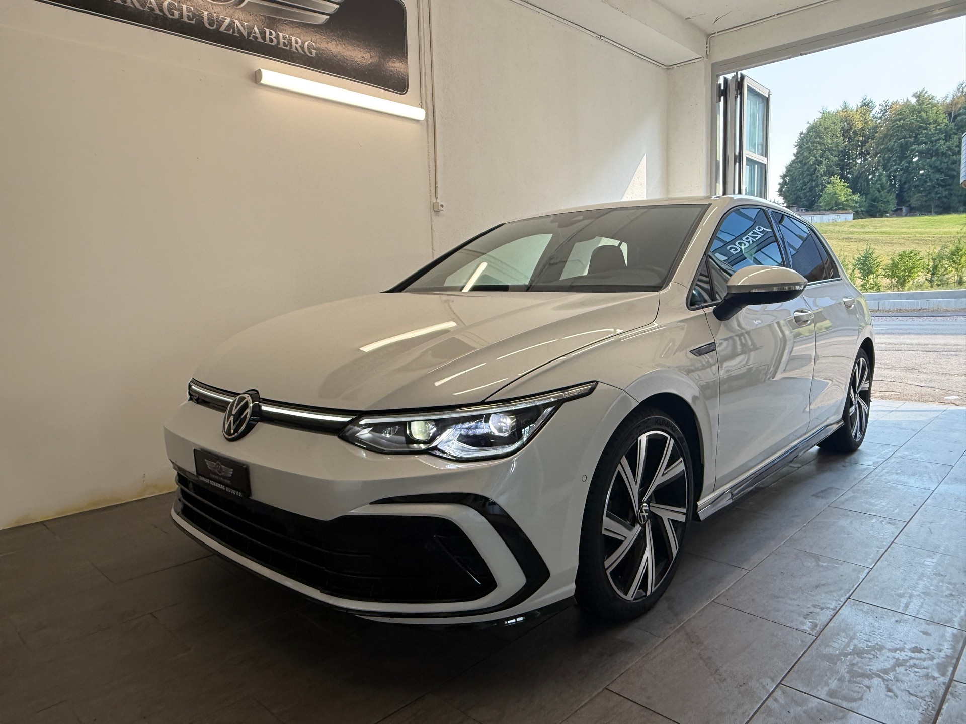 VW Golf 1.5 eTSI mHEV ACT R-Line DSG Ab 290.- pro Monat-image-0