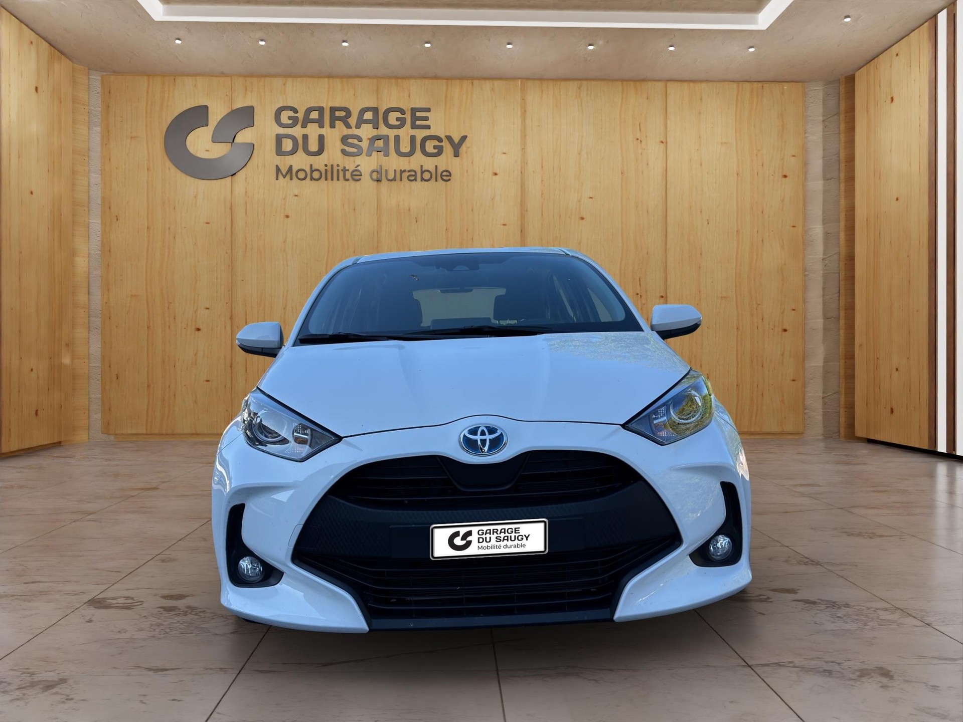 TOYOTA Yaris 1.5 VVT-i HSD Comfort-image-1