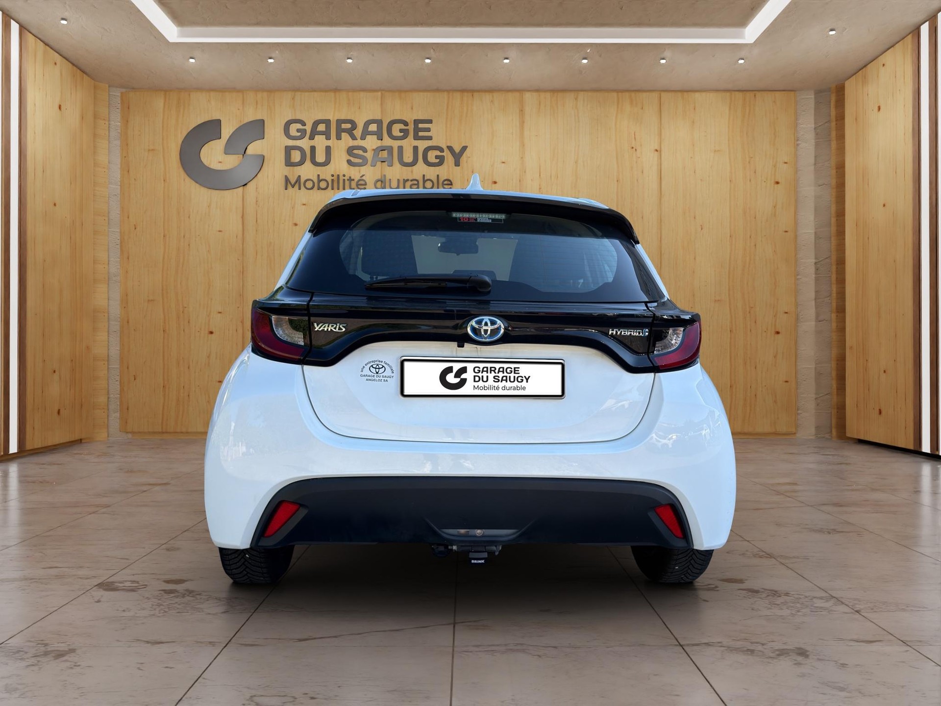 TOYOTA Yaris 1.5 VVT-i HSD Comfort-image-4