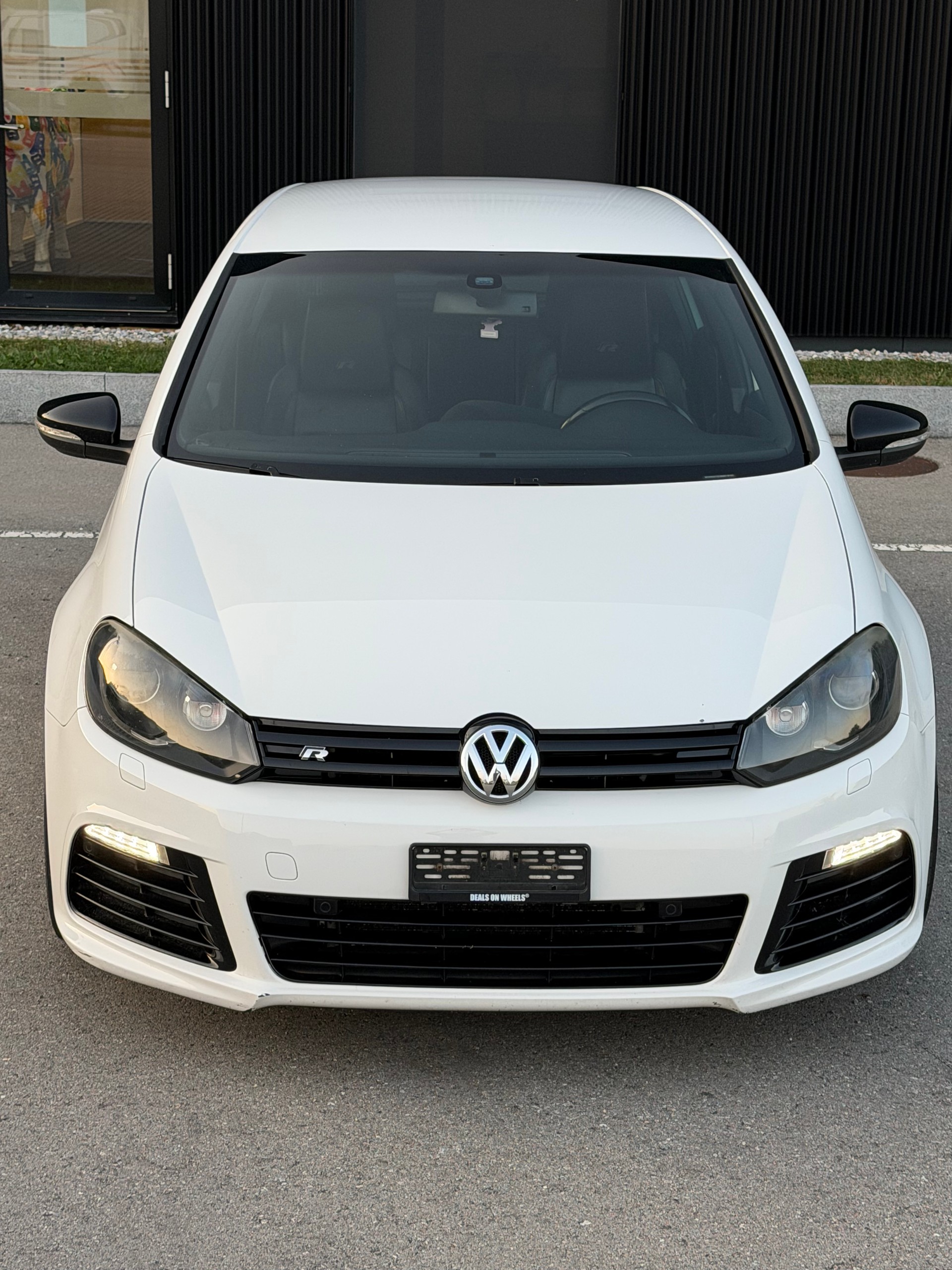 VW Golf 2.0 TSI R 4Motion DSG-image-1