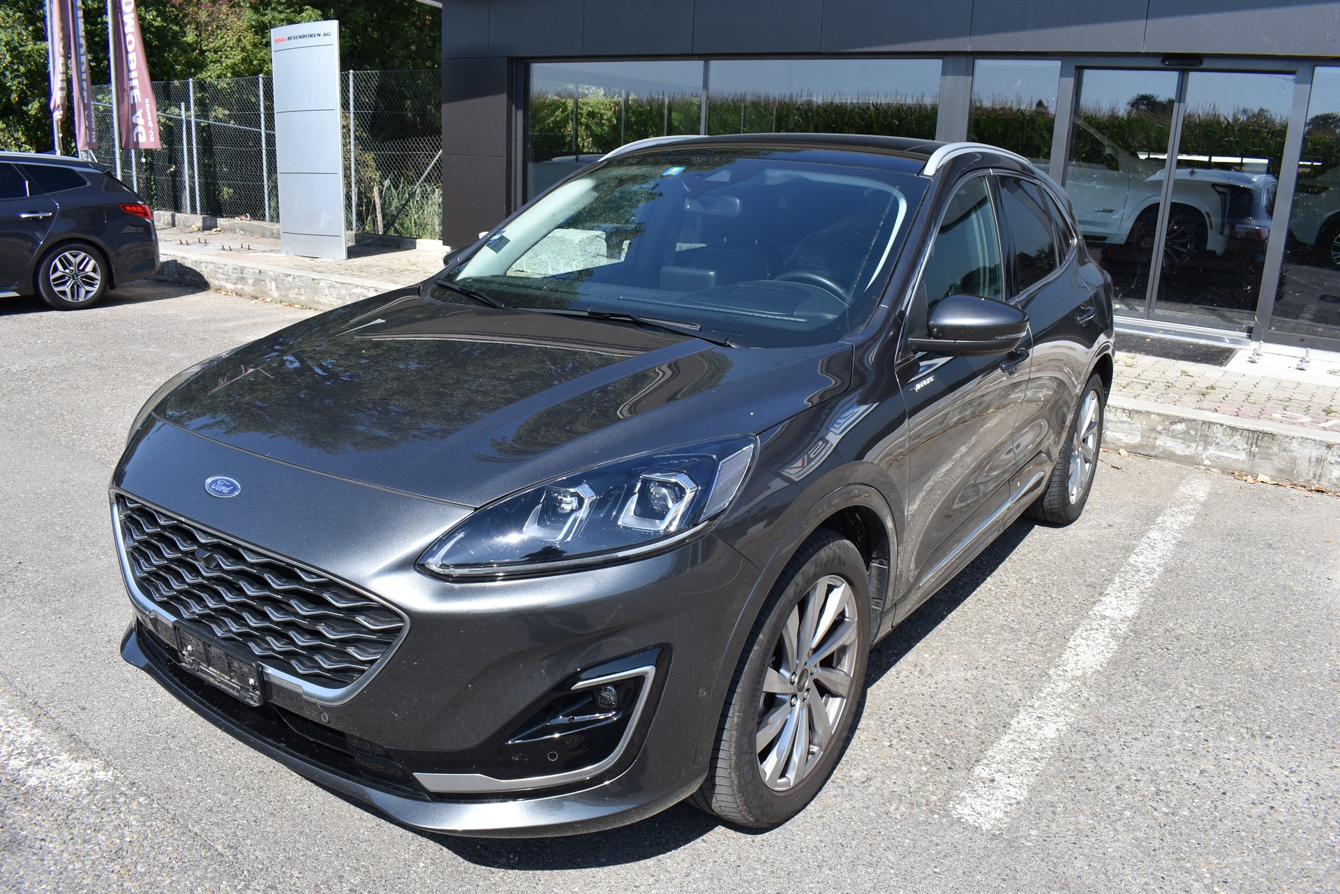FORD Kuga 2.5 FHEV Vignale FWD-image-1