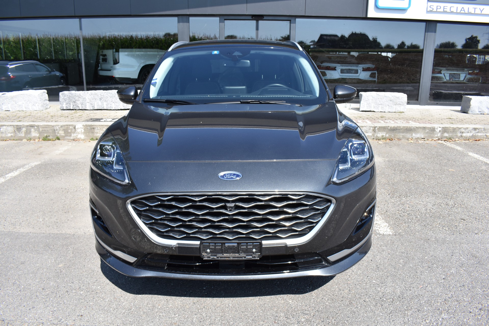 FORD Kuga 2.5 FHEV Vignale FWD-image-0