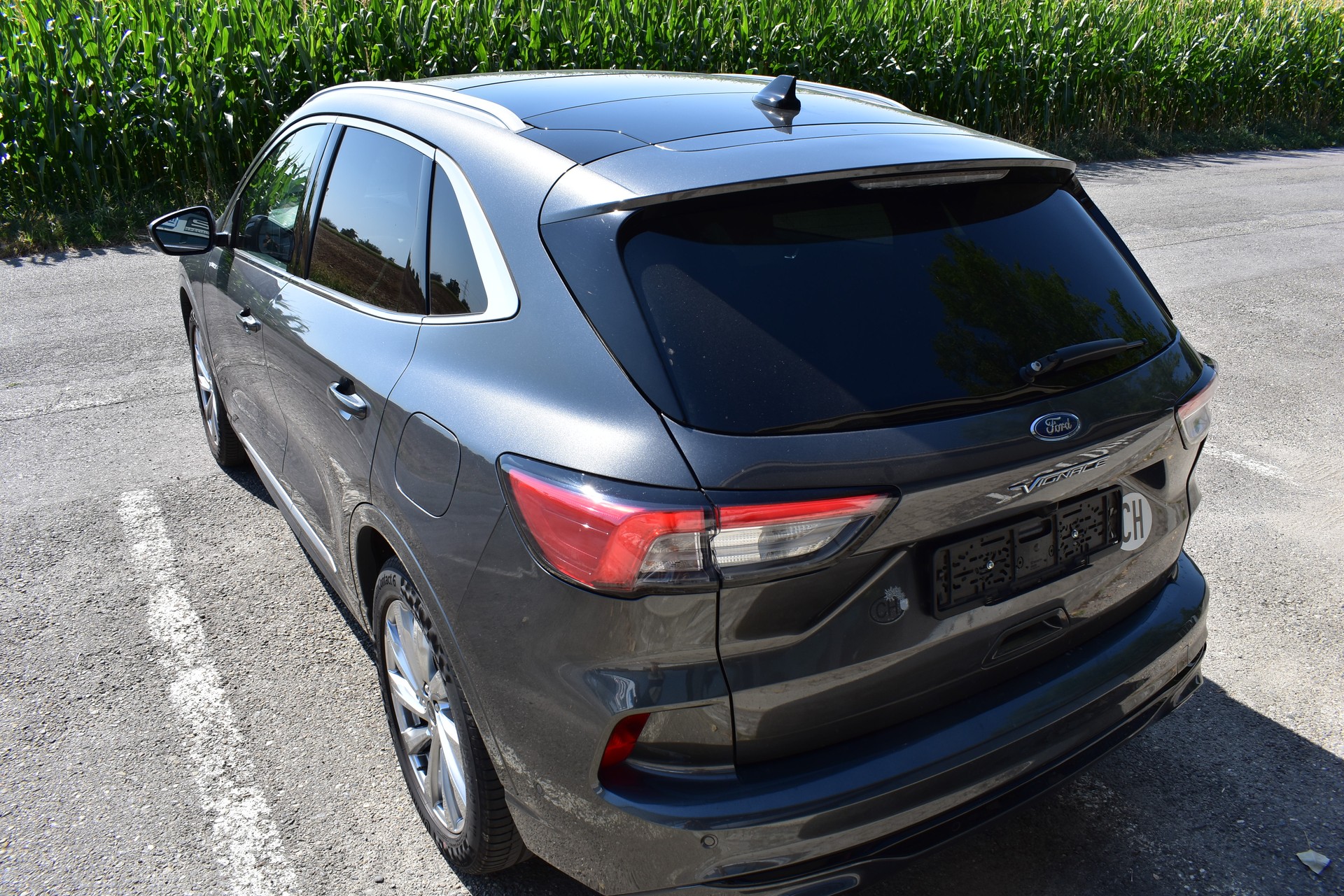 FORD Kuga 2.5 FHEV Vignale FWD-image-7