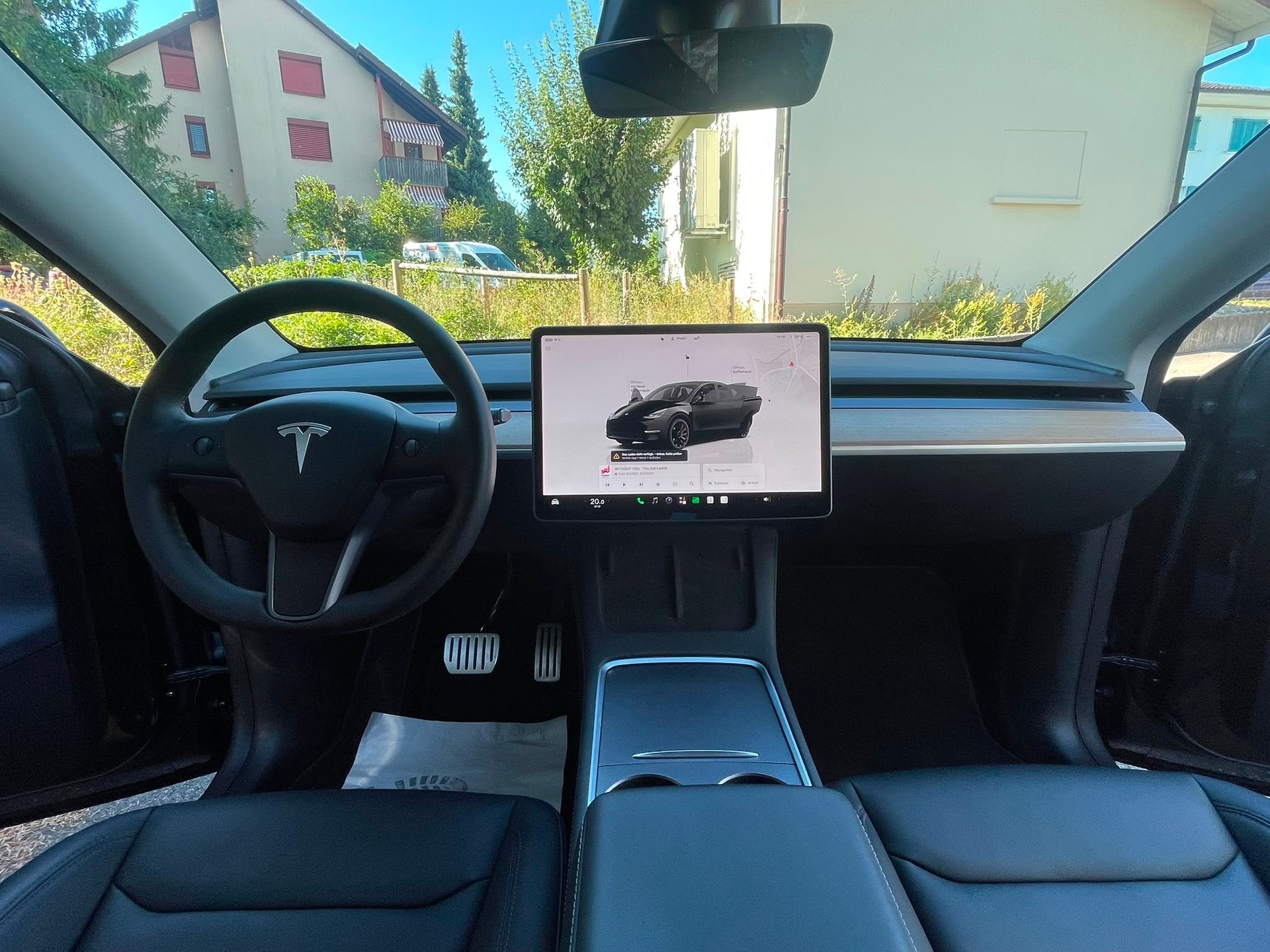 TESLA Model Y Performance SOH 92% All Black 514 km (WLTP) 534PS Made in Berlin Werksgarantie-image-10
