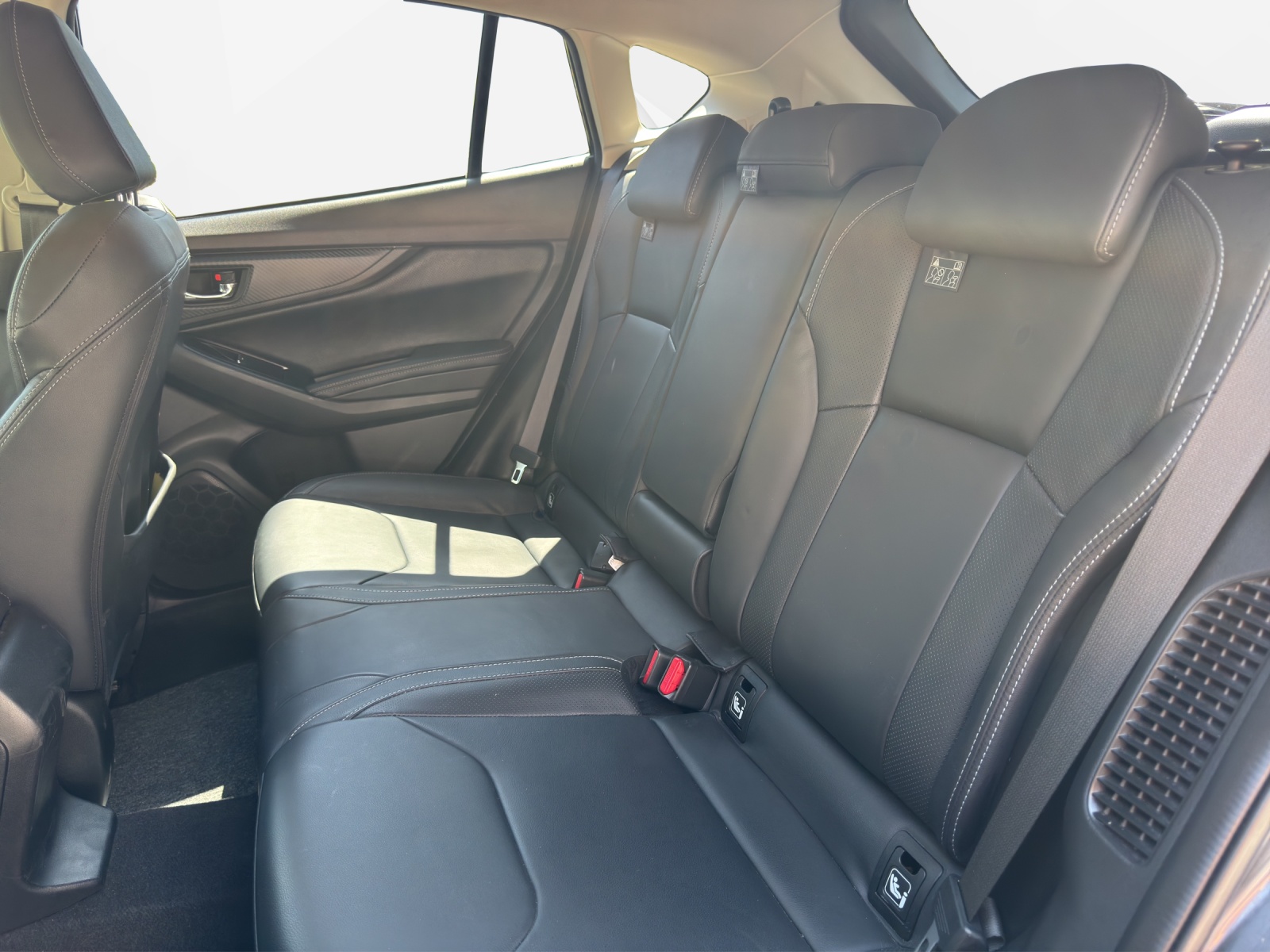 SUBARU Impreza 2.0i e-Boxer Swiss Plus AWD CVT-image-11