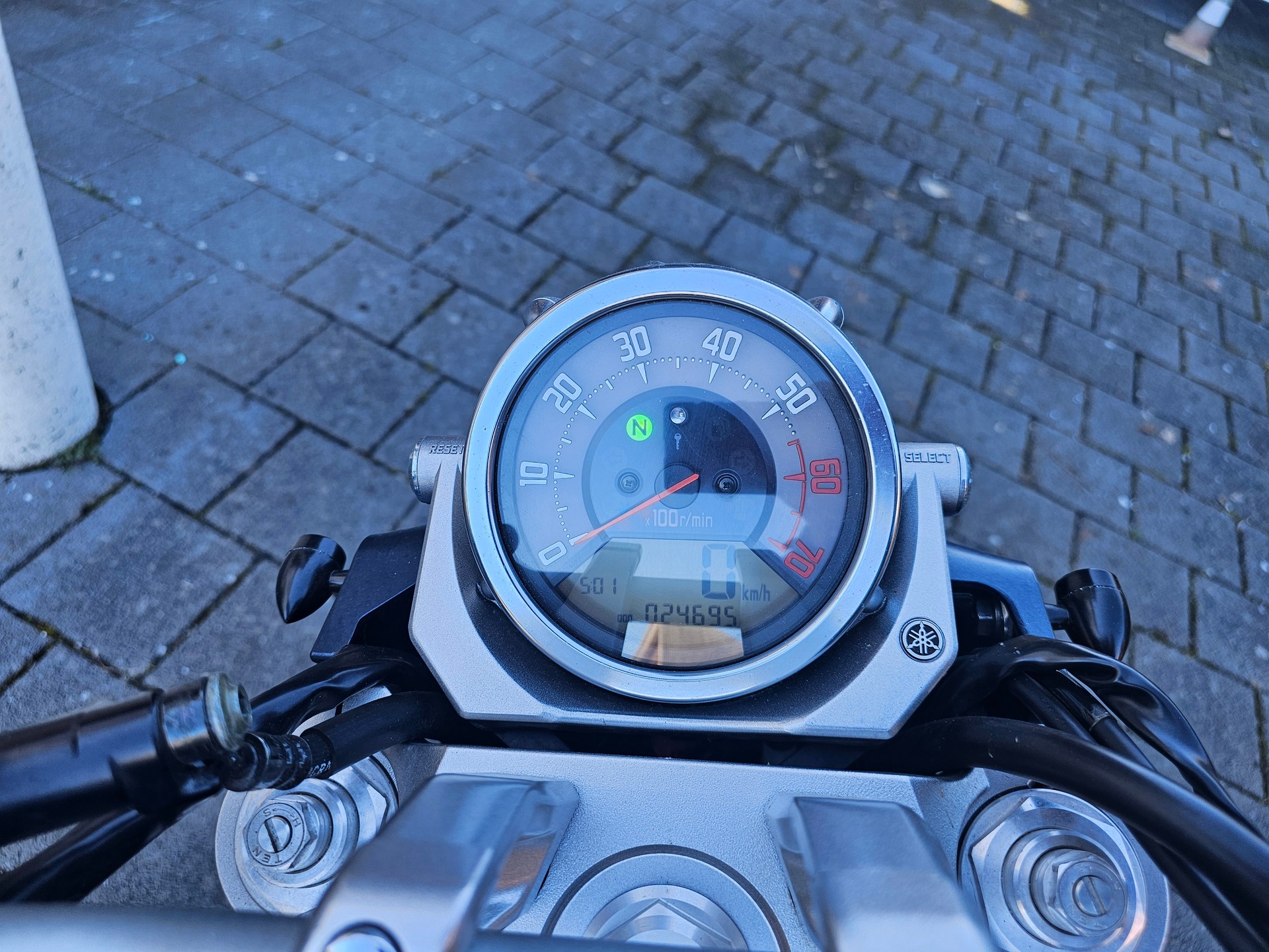 YAMAHA MT-01-image-6