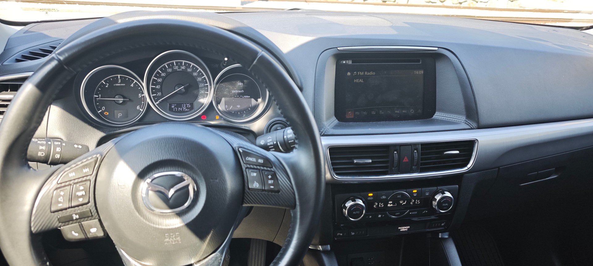 MAZDA CX-5 2.2 D Ambition AWD Automatic-image-6