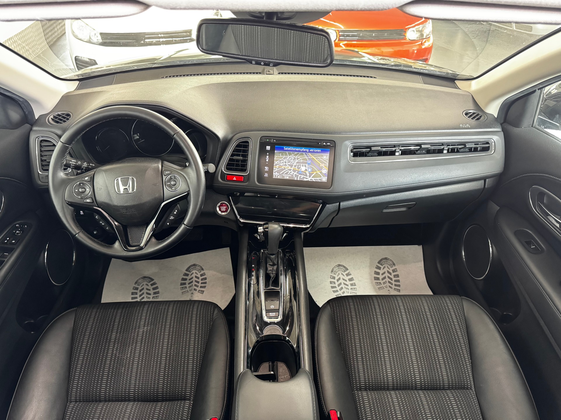 HONDA HR-V 1.5i-VTEC Executive CVT-image-14