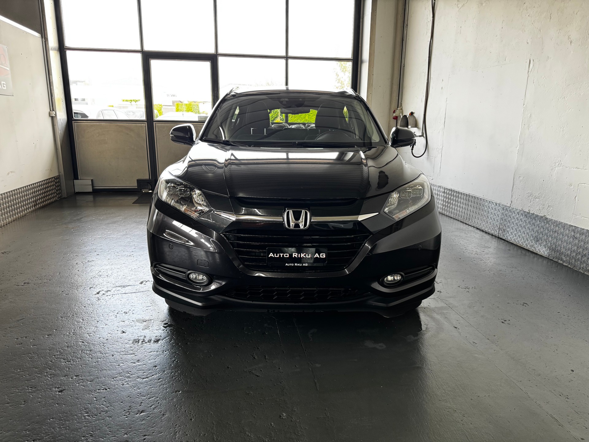 HONDA HR-V 1.5i-VTEC Executive CVT-image-3
