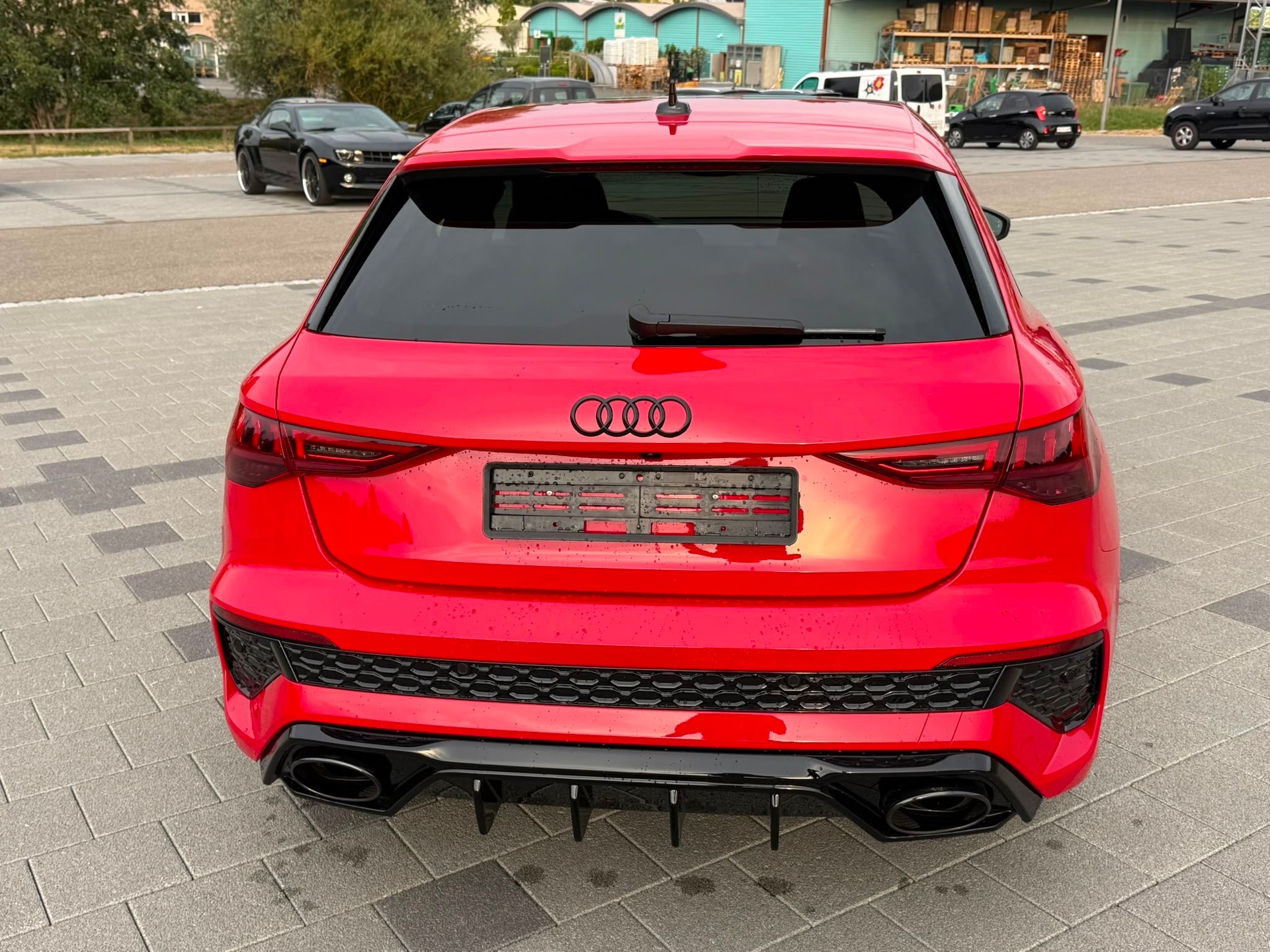 AUDI RS3 Sportback 2.5 TSI quattro S-tronic-image-4