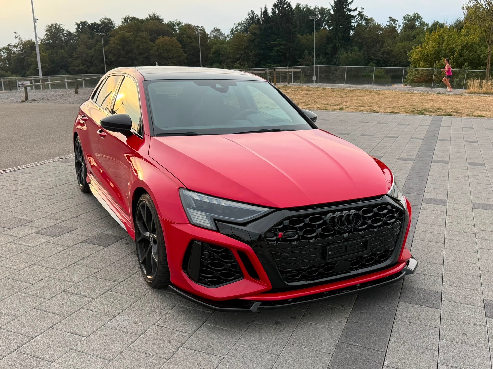 AUDI RS3 Sportback 2.5 TSI quattro S-tronic-image-1