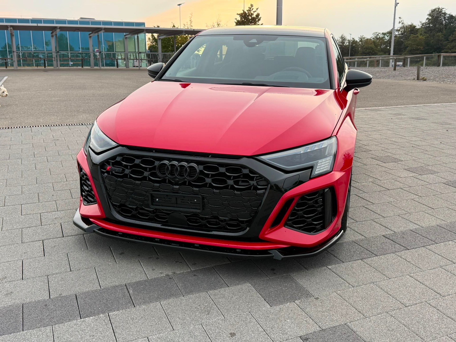 AUDI RS3 Sportback 2.5 TSI quattro S-tronic-image-0