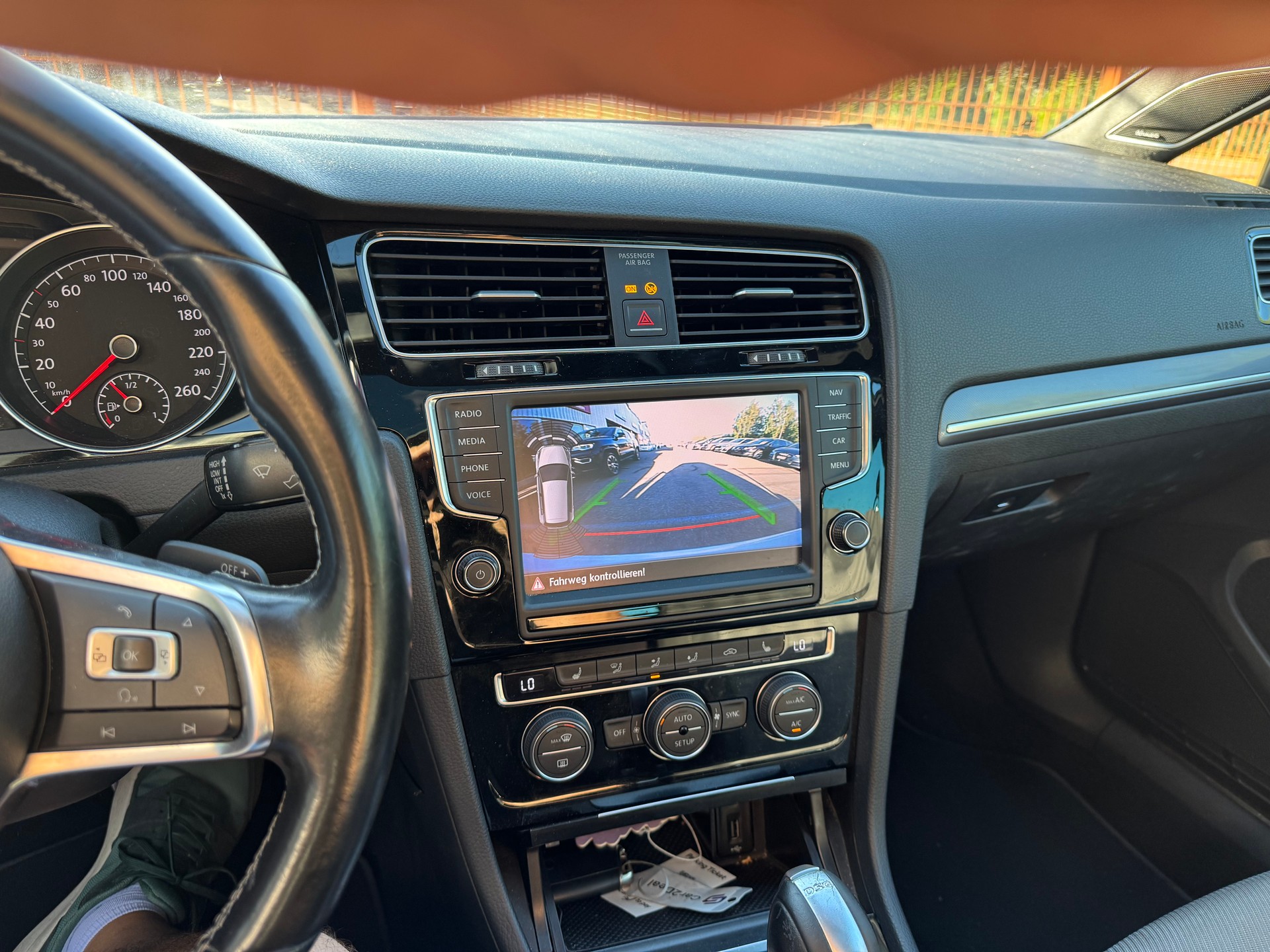 VW Golf 1.4 TSI Cup R-Line DSG-image-8