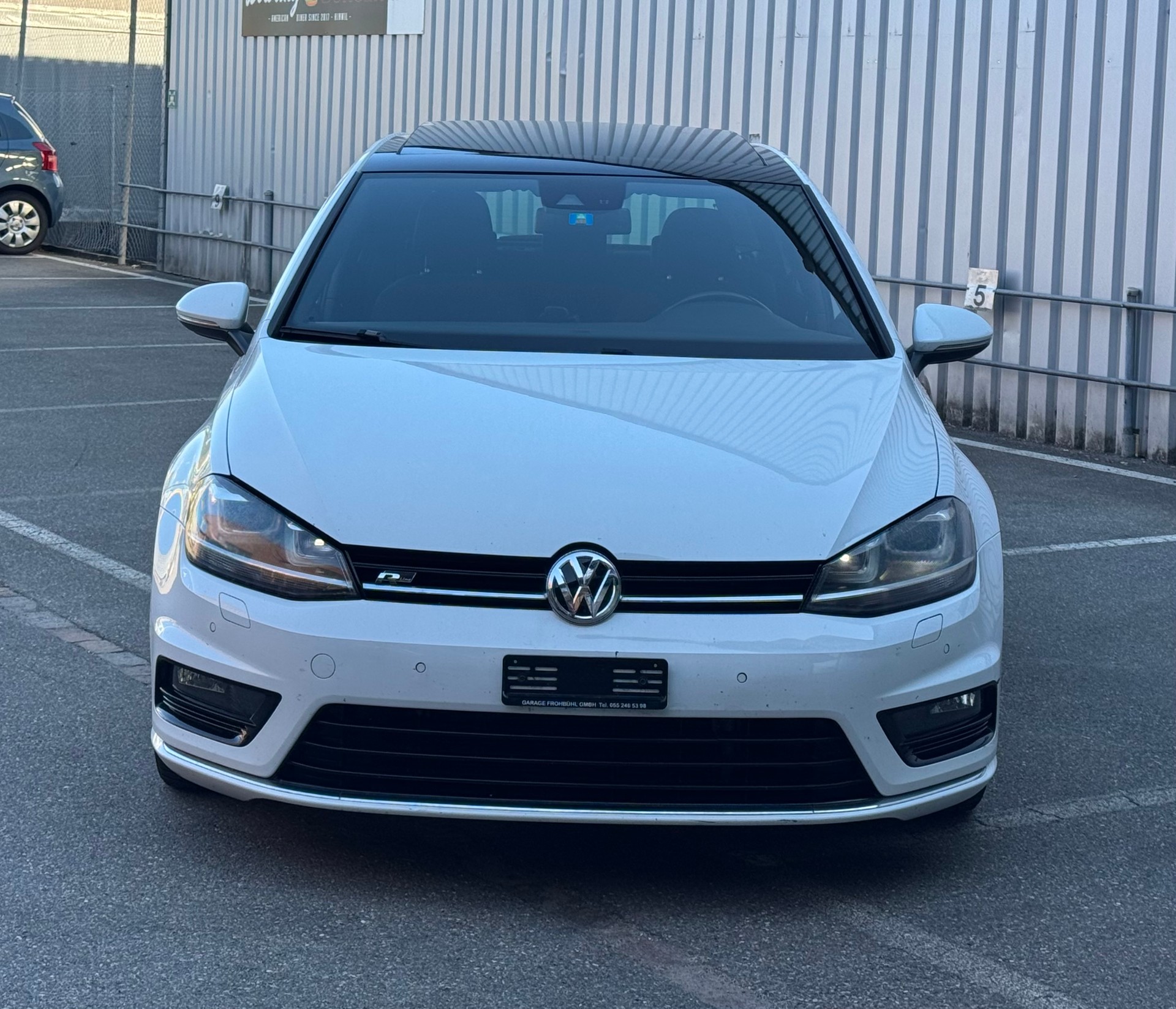 VW Golf 1.4 TSI Cup R-Line DSG-image-1