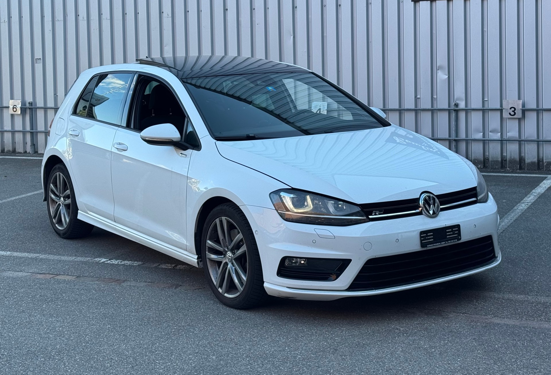 VW Golf 1.4 TSI Cup R-Line DSG-image-2