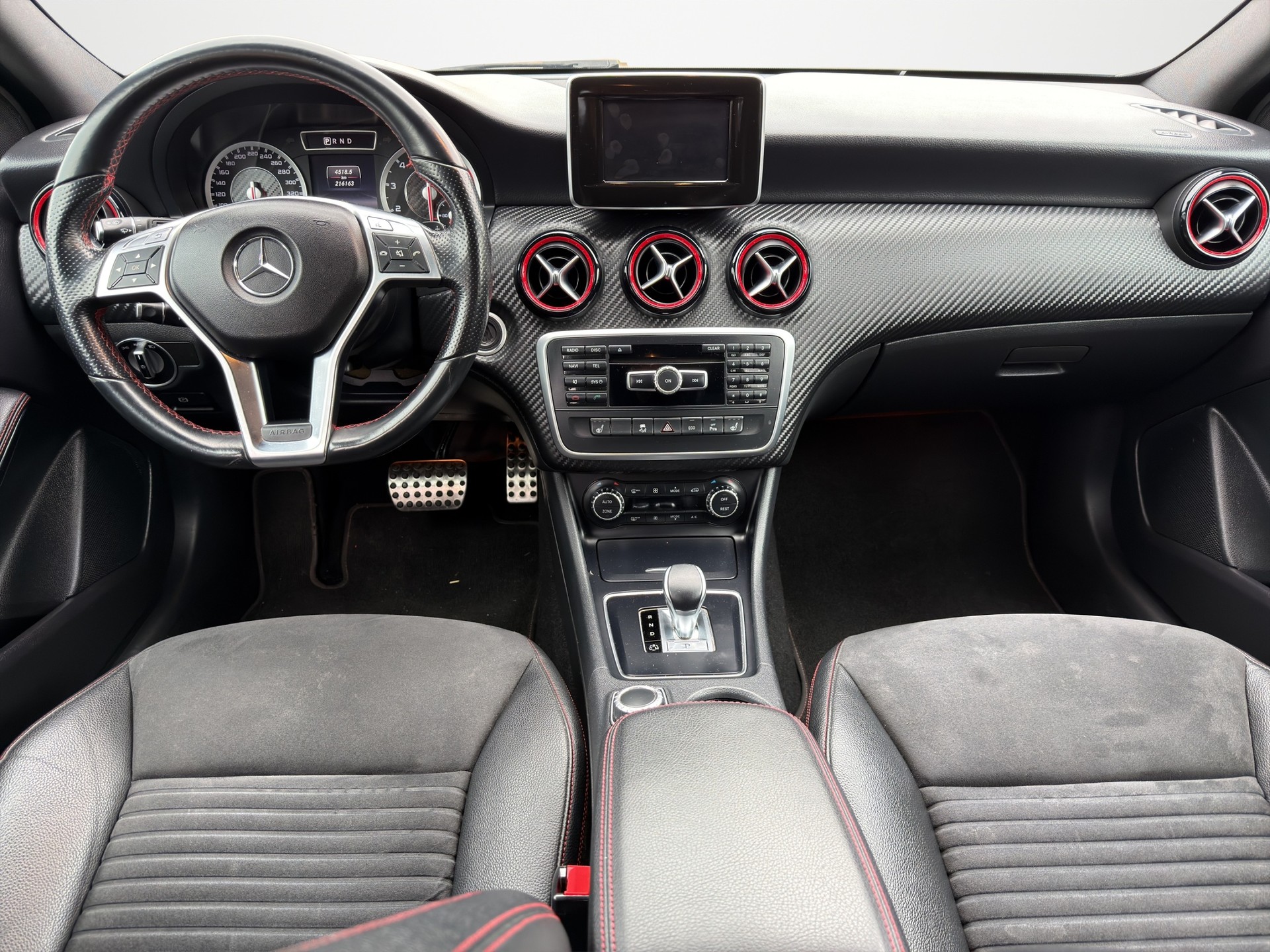 MERCEDES-BENZ A 45 AMG 4Matic Speedshift 7G-DCT-image-10