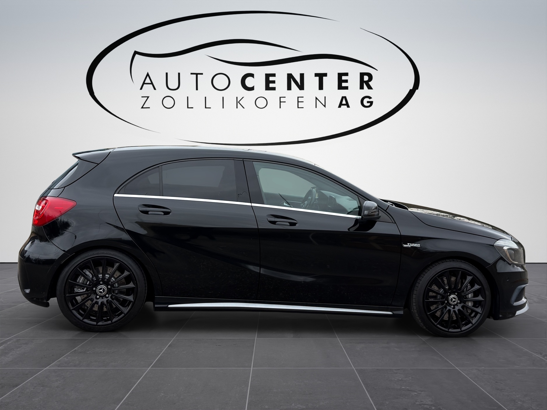 MERCEDES-BENZ A 45 AMG 4Matic Speedshift 7G-DCT-image-4