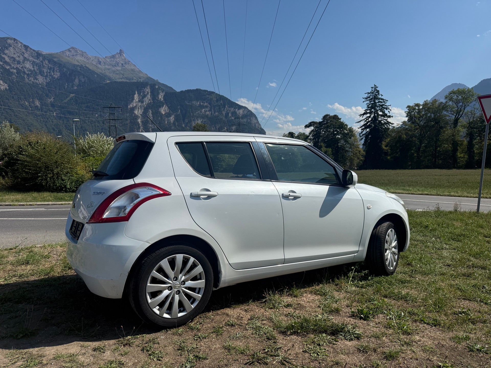 SUZUKI Swift 1.2i 16V GL Top Piz Sulai 4x4-image-2