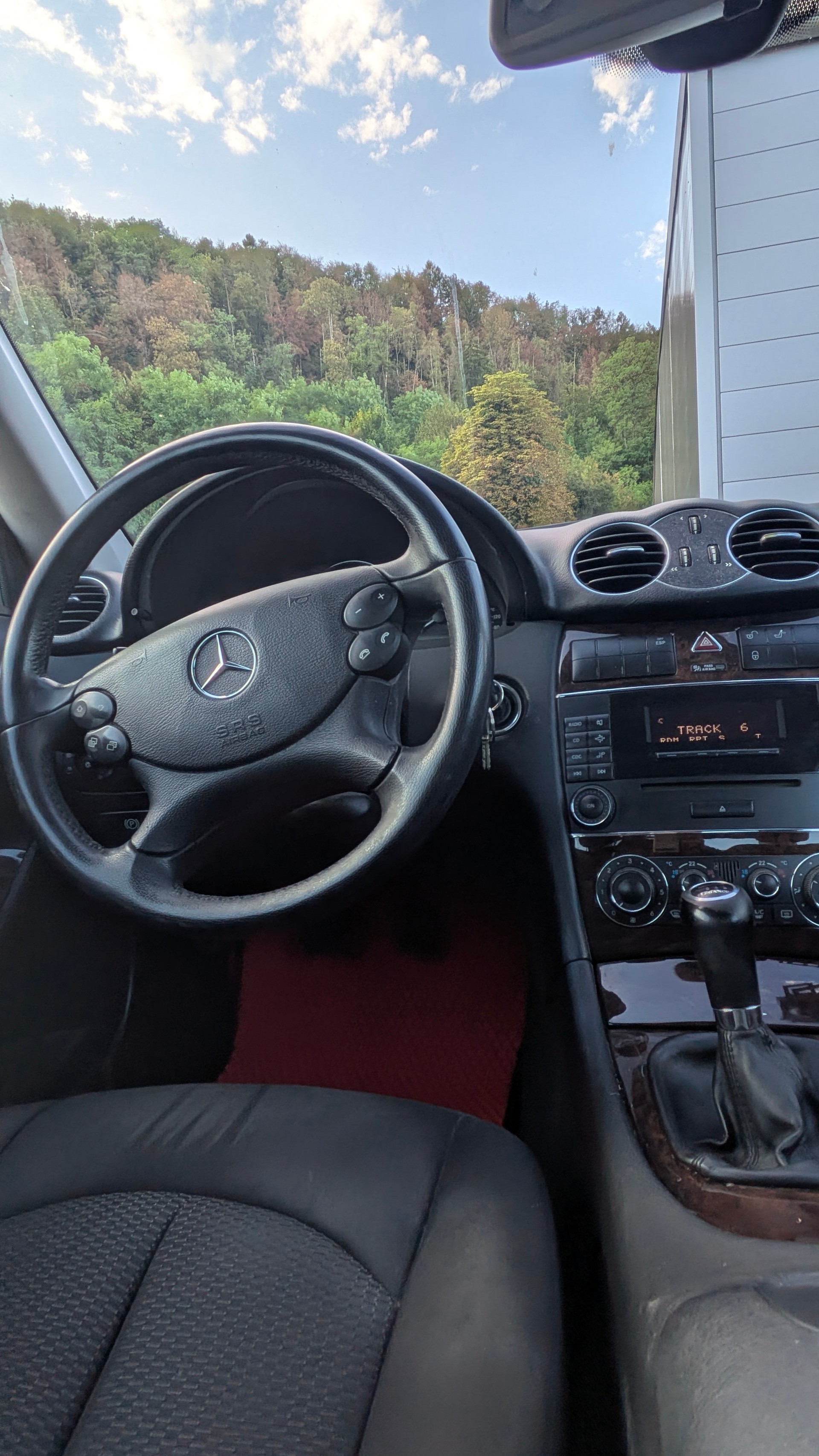 MERCEDES-BENZ CLK 200 Kompressor Elégance W209-image-3