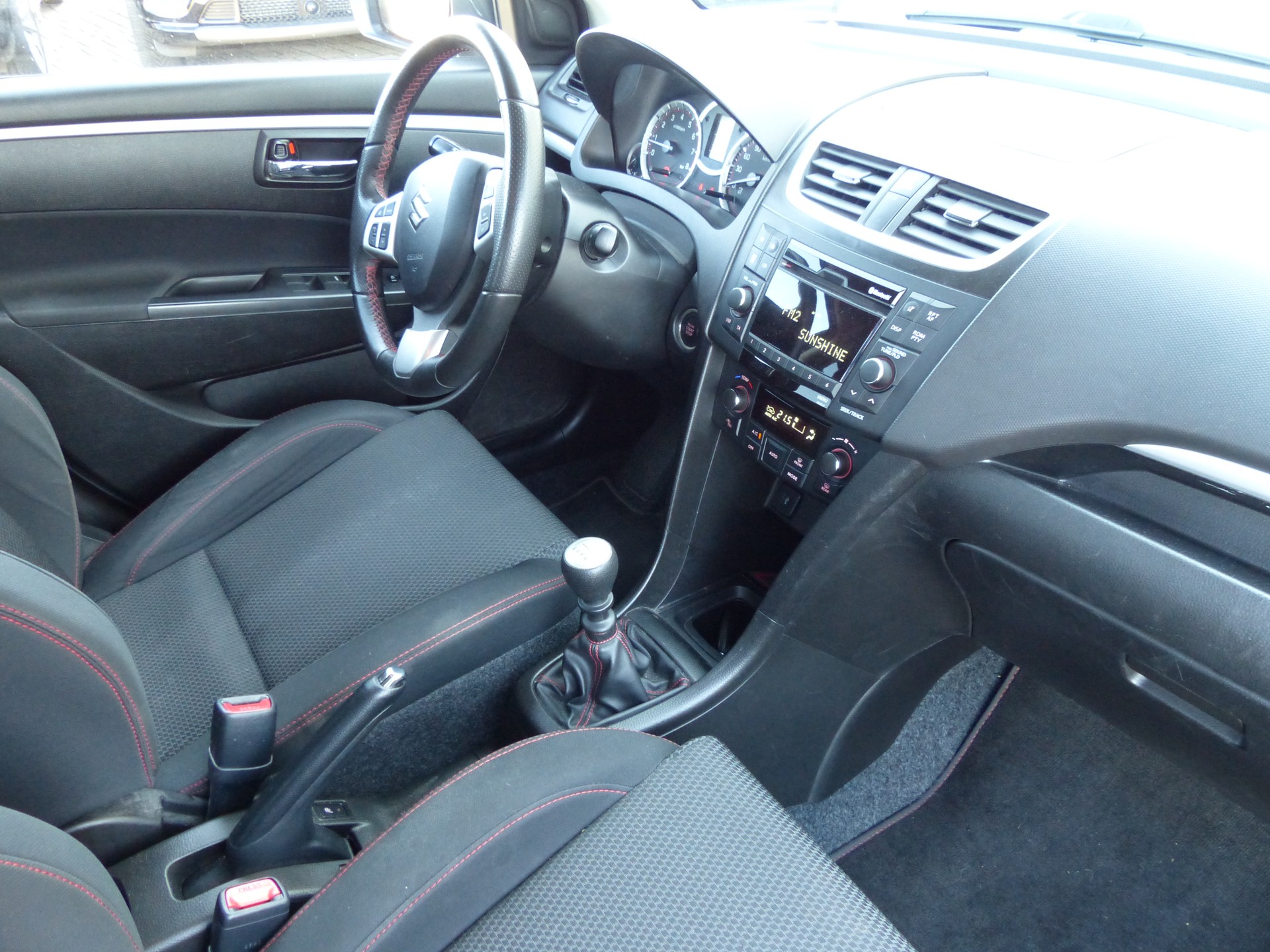 SUZUKI Swift 1.6i 16V Sport Sergio Cellano Top-image-20
