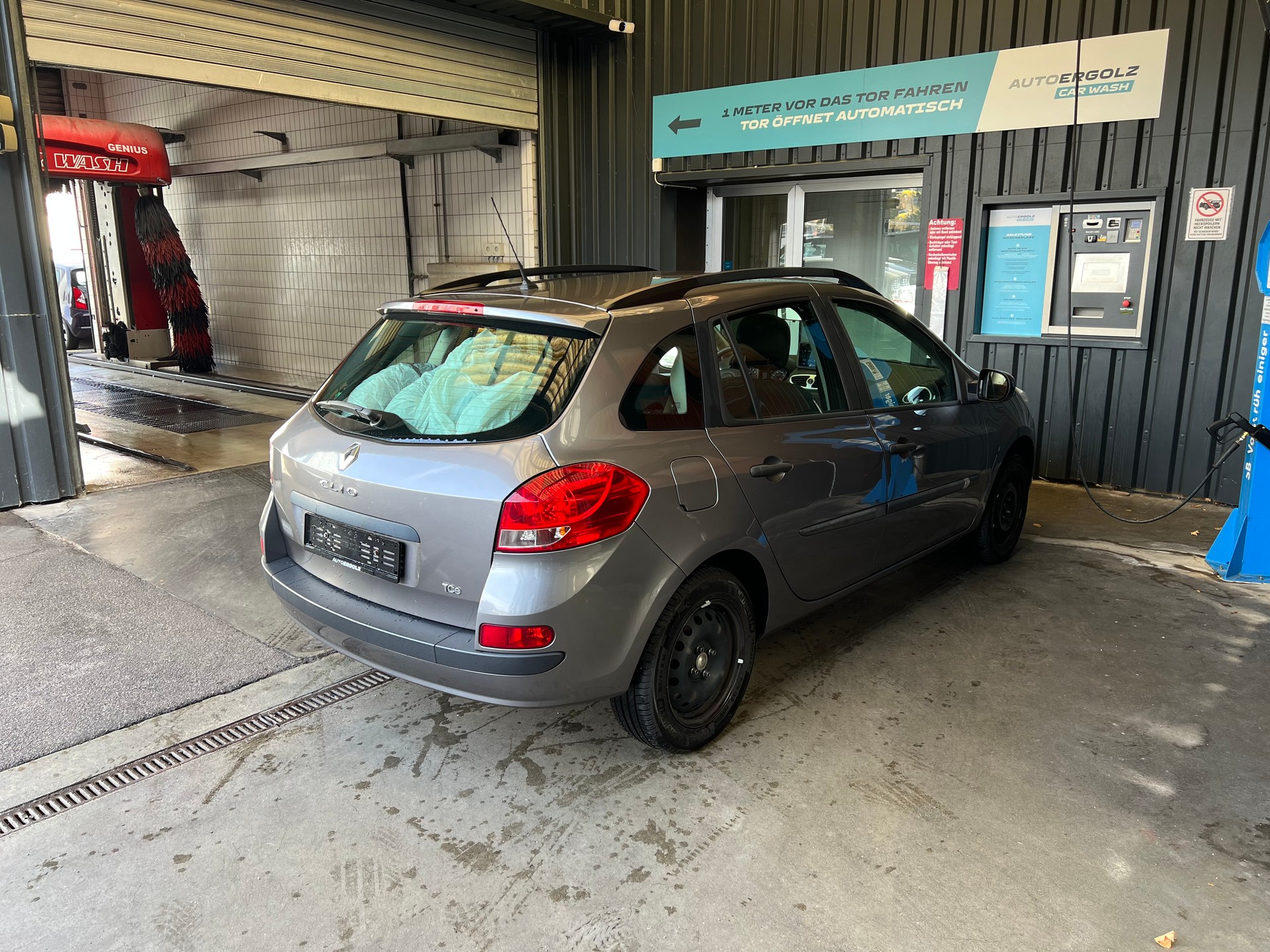 RENAULT Clio Grandtour 1.2 16V Turbo Night&Day-image-3