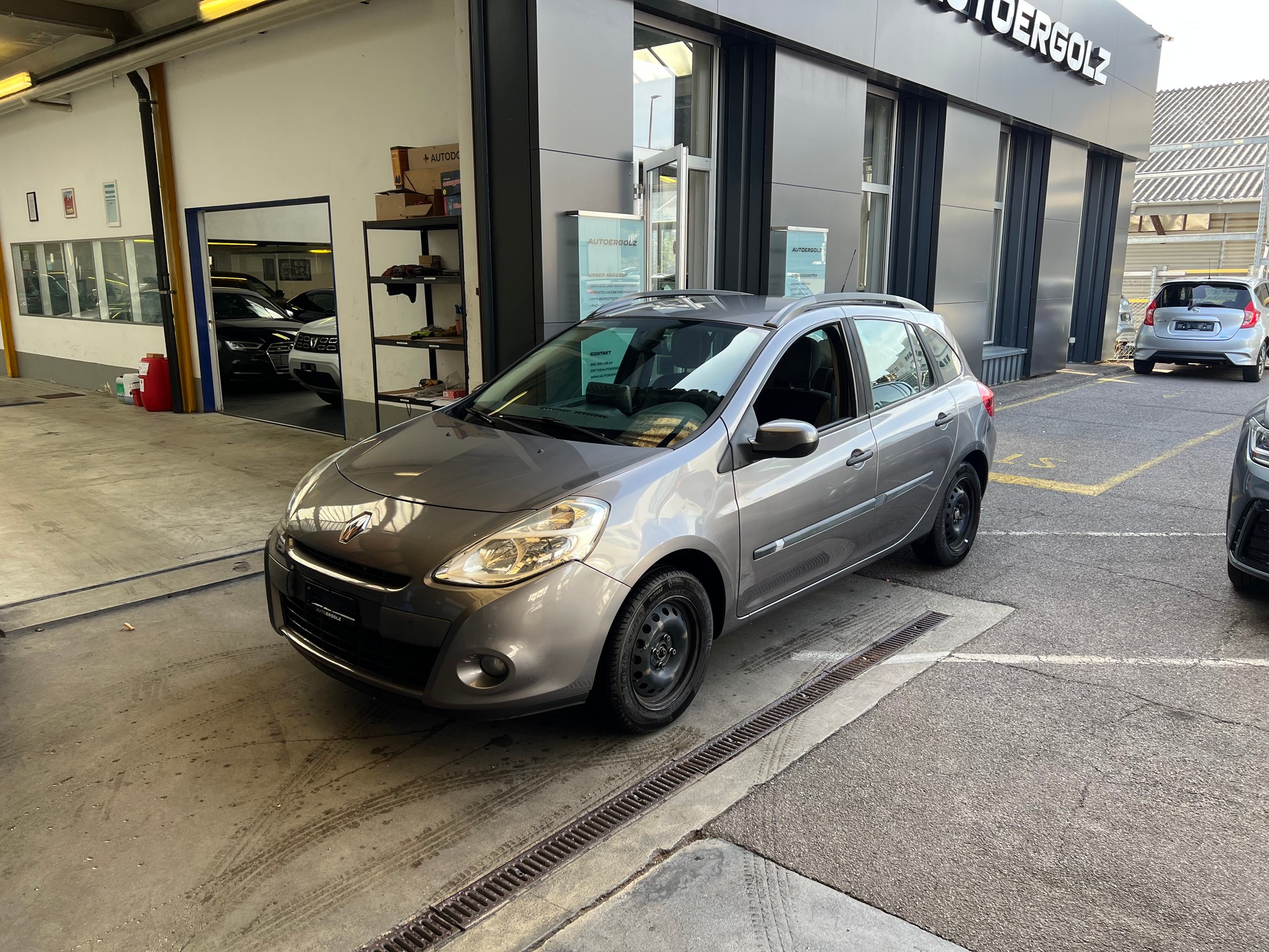 RENAULT Clio Grandtour 1.2 16V Turbo Night&Day