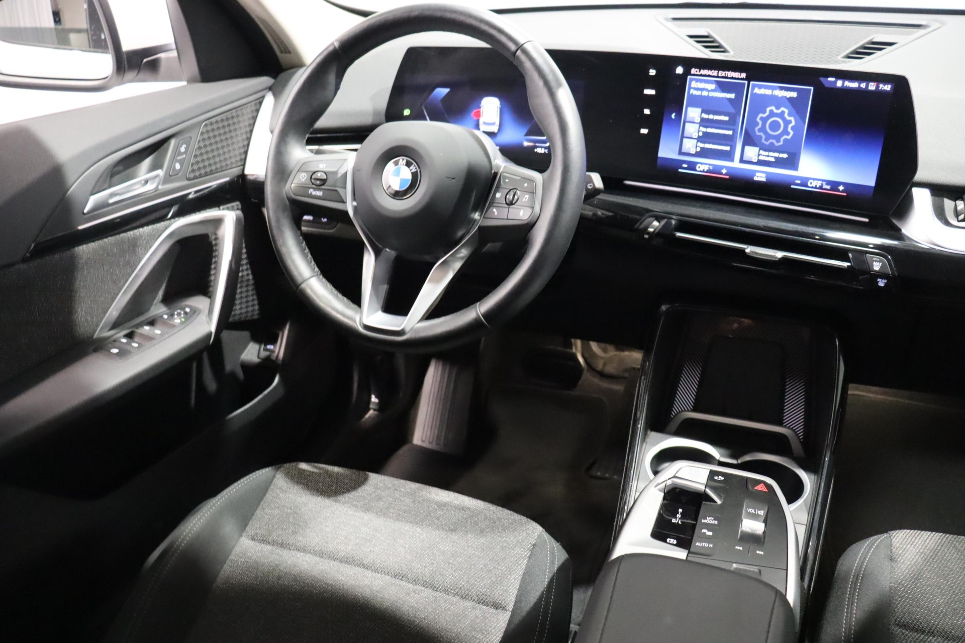 BMW X1 18i sDrive-image-7