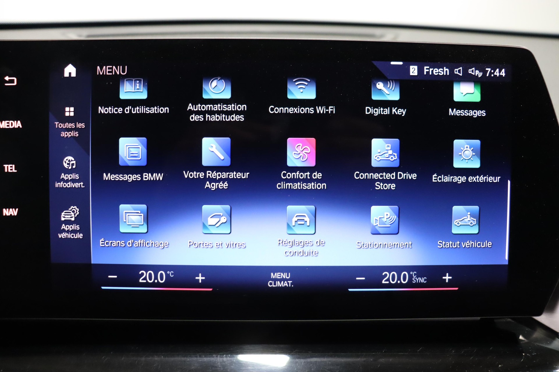 BMW X1 18i sDrive-image-16
