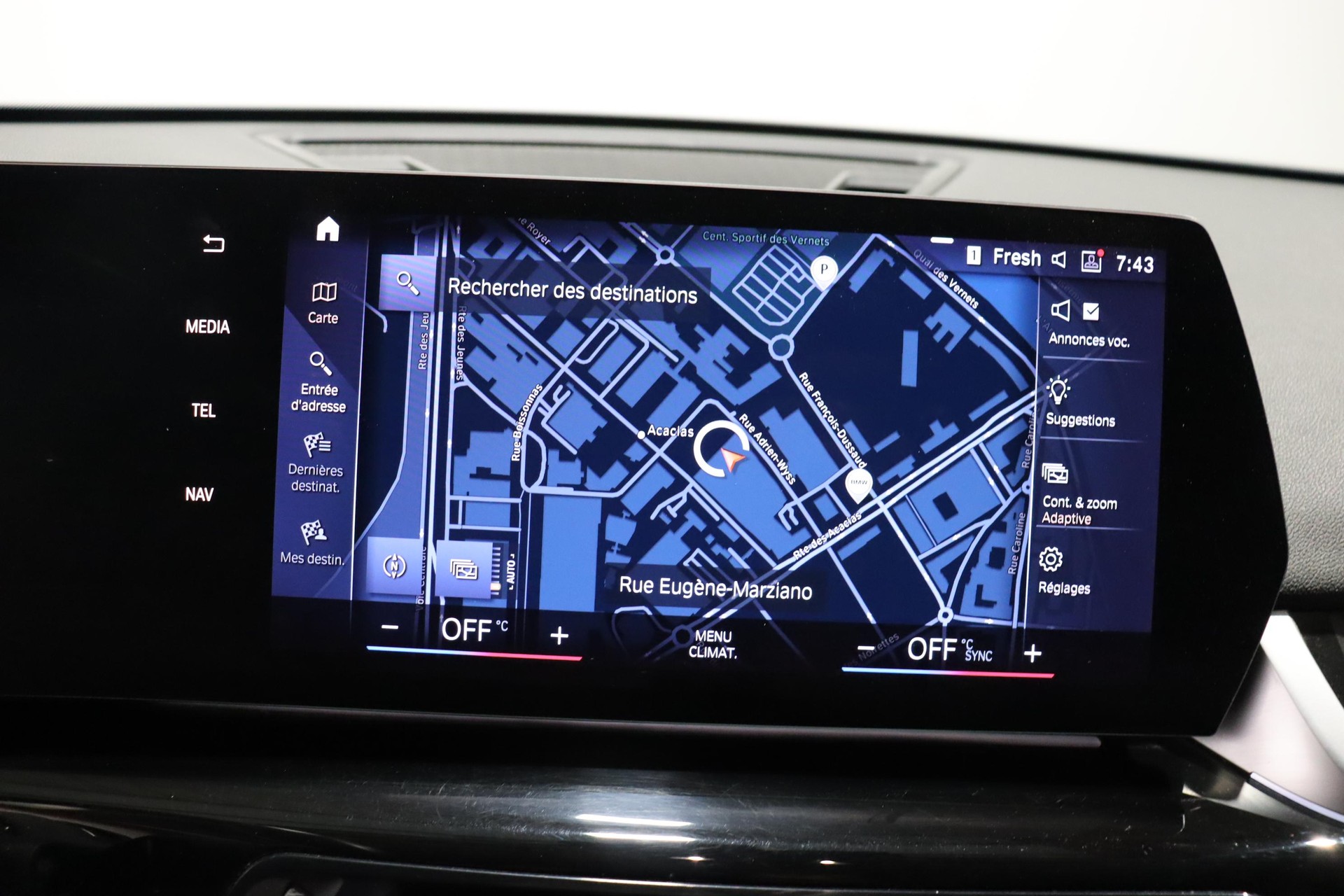 BMW X1 18i sDrive-image-14
