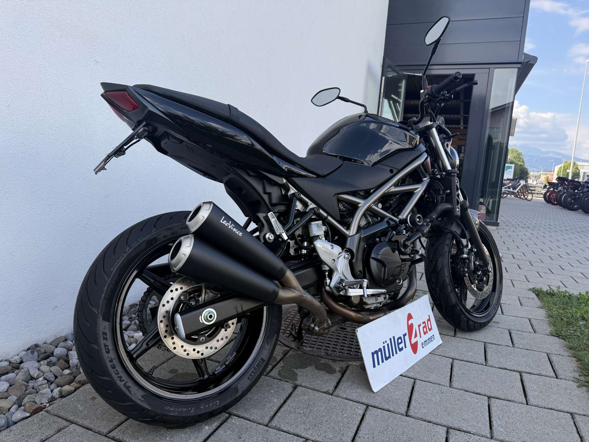 SUZUKI SV 650 A-showroom-element-1